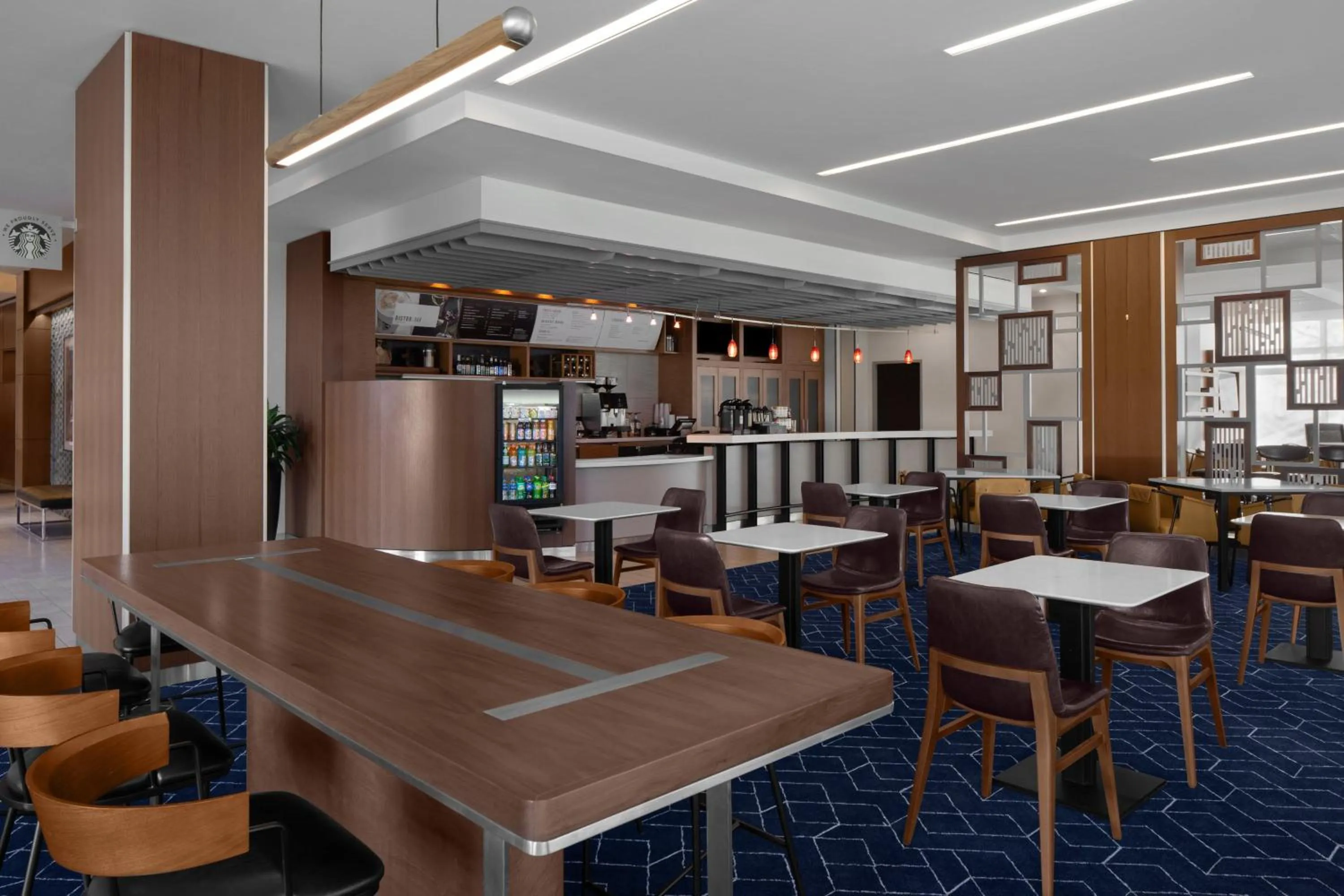 Breakfast in Courtyard Cleveland University Circle