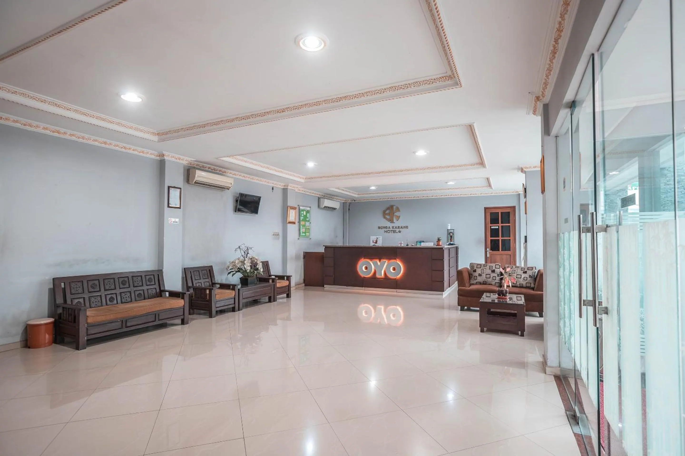 Lobby or reception in Hotel O Bunga Karang Hotel