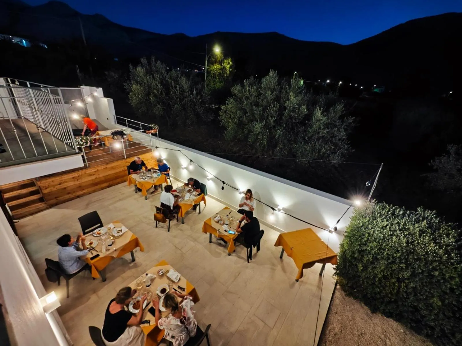 Restaurant/places to eat in Al Cantuccio