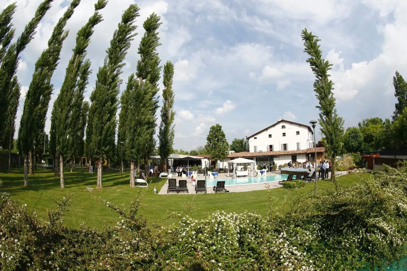 Garden in taverna napoleone