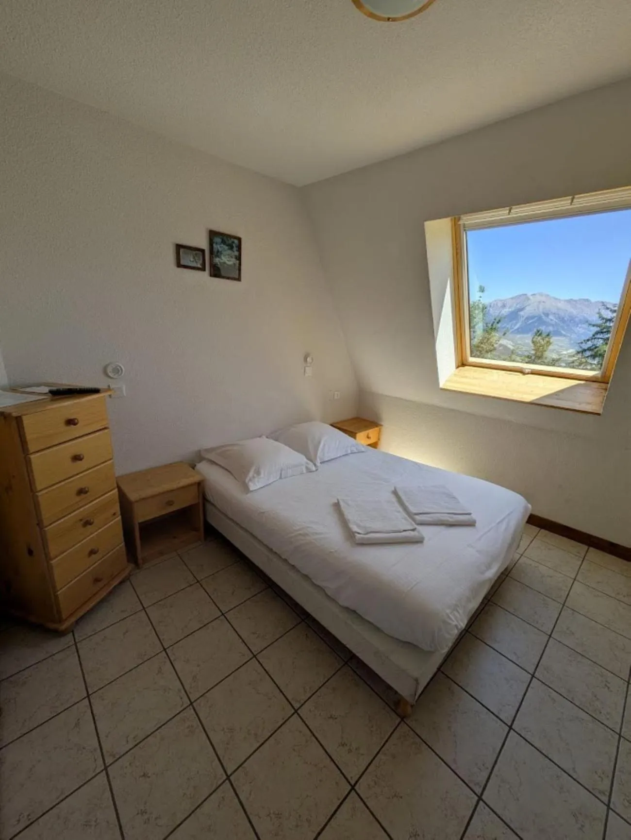 Bed in Auberge de Pra-Loup