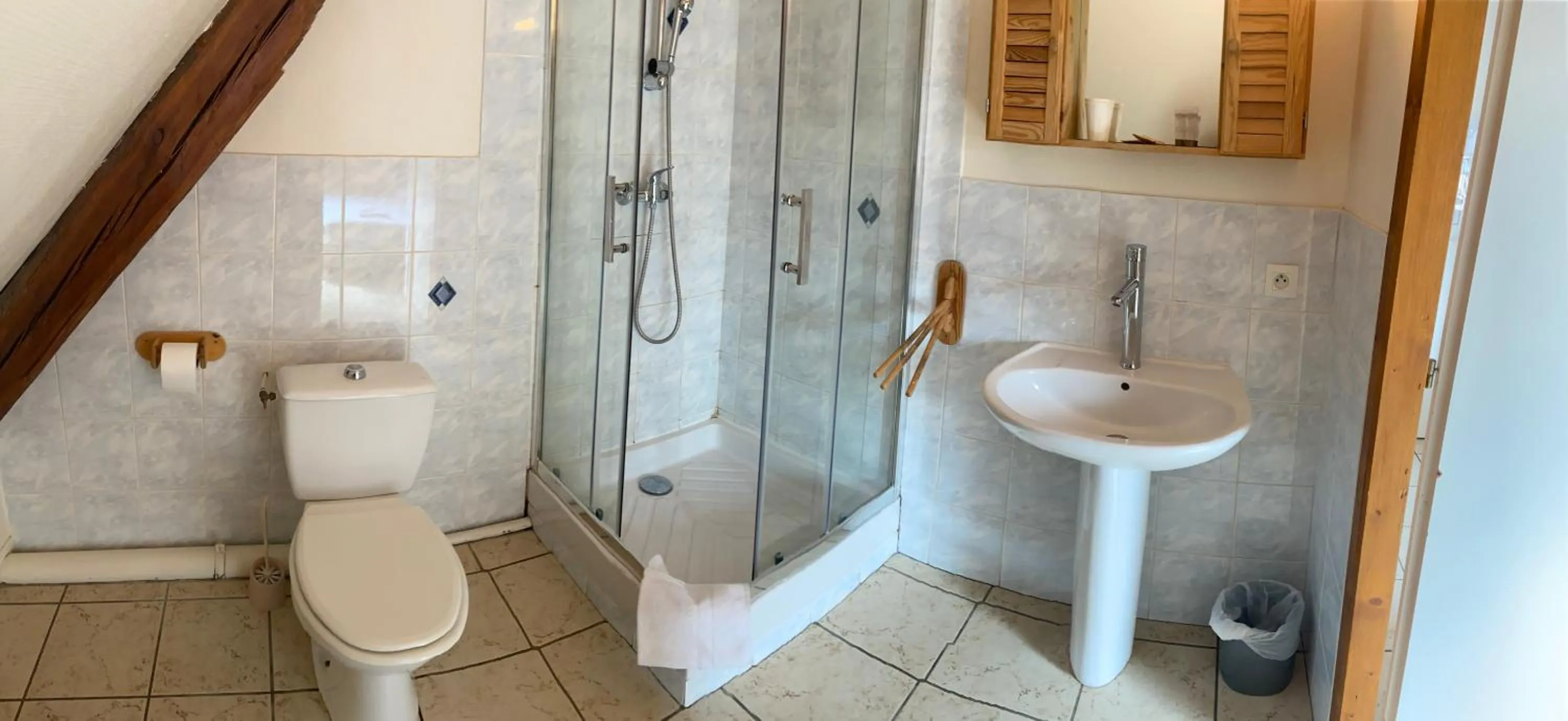 Shower in Auberge de Pra-Loup