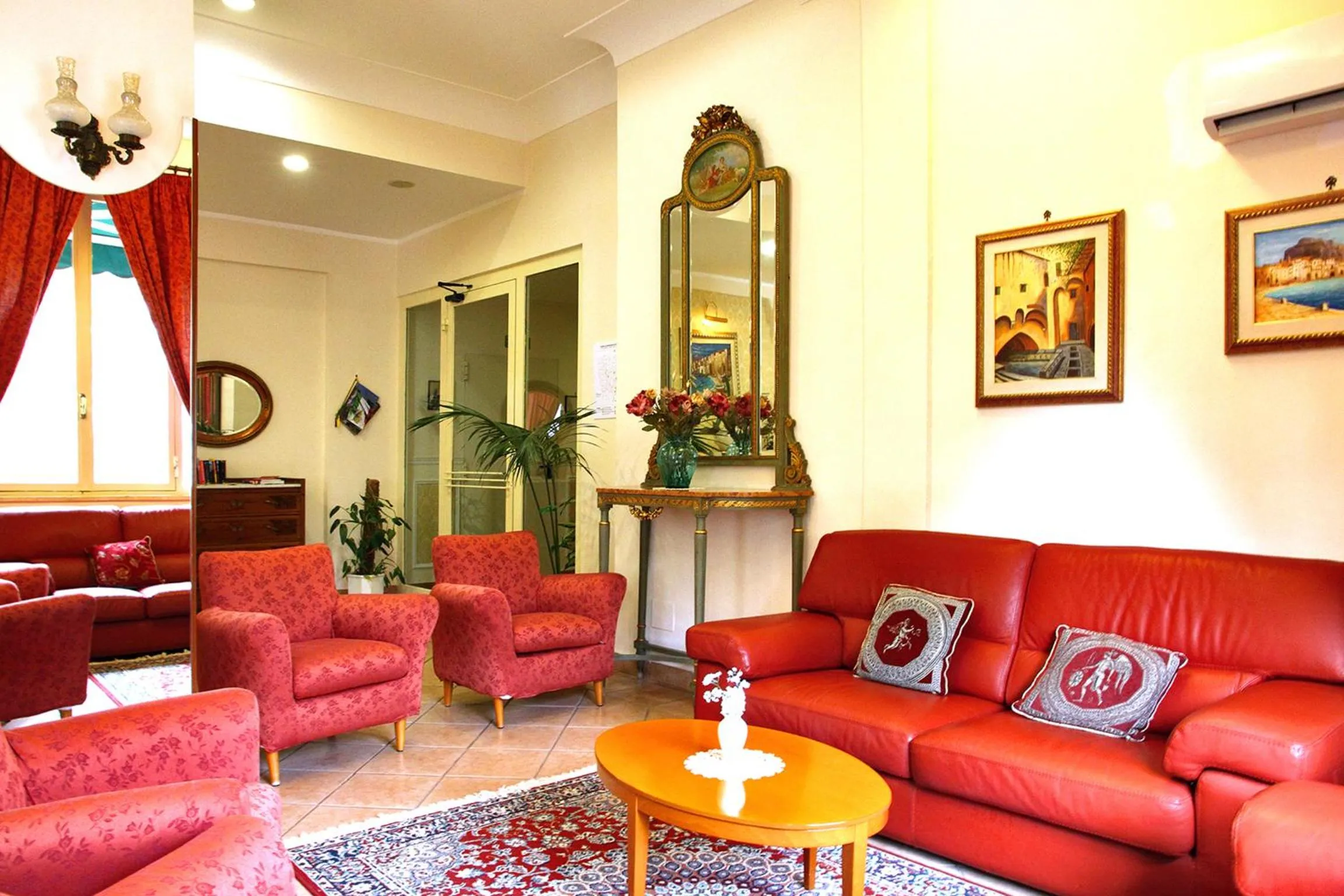 Lobby or reception in Hotel Mediterraneo