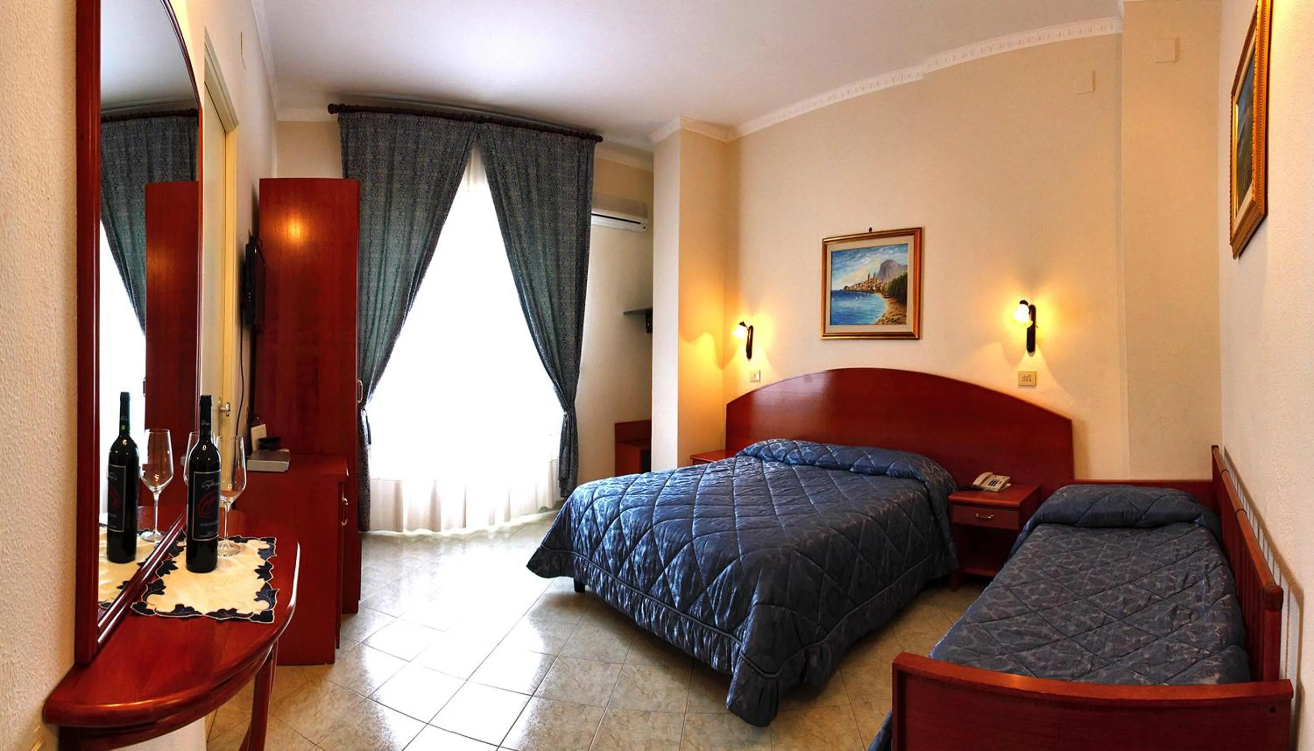 Photo of the whole room, Bed in Hotel Mediterraneo