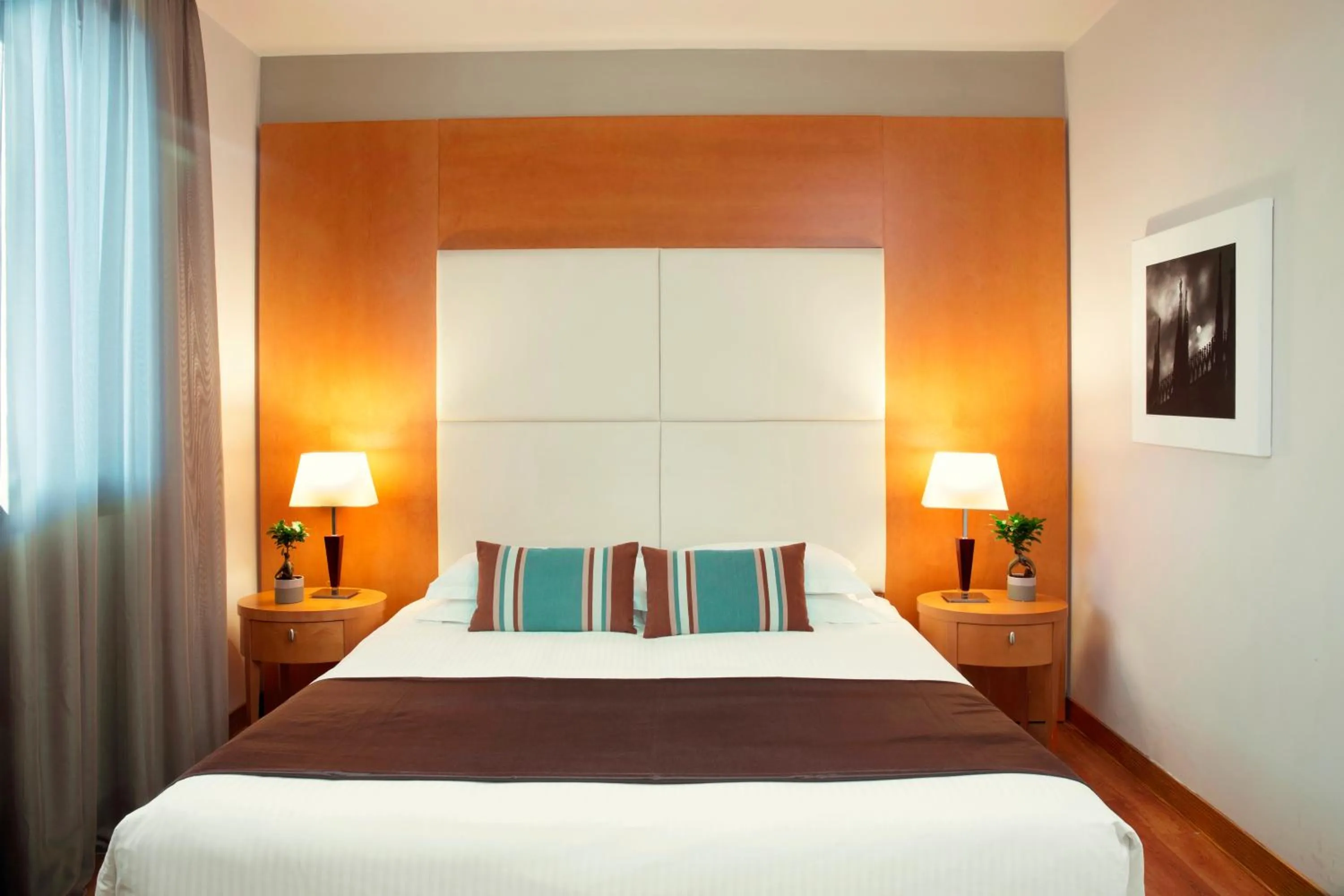 Bed in Zeus Essence Dolce by Wyndham Milan Malpensa