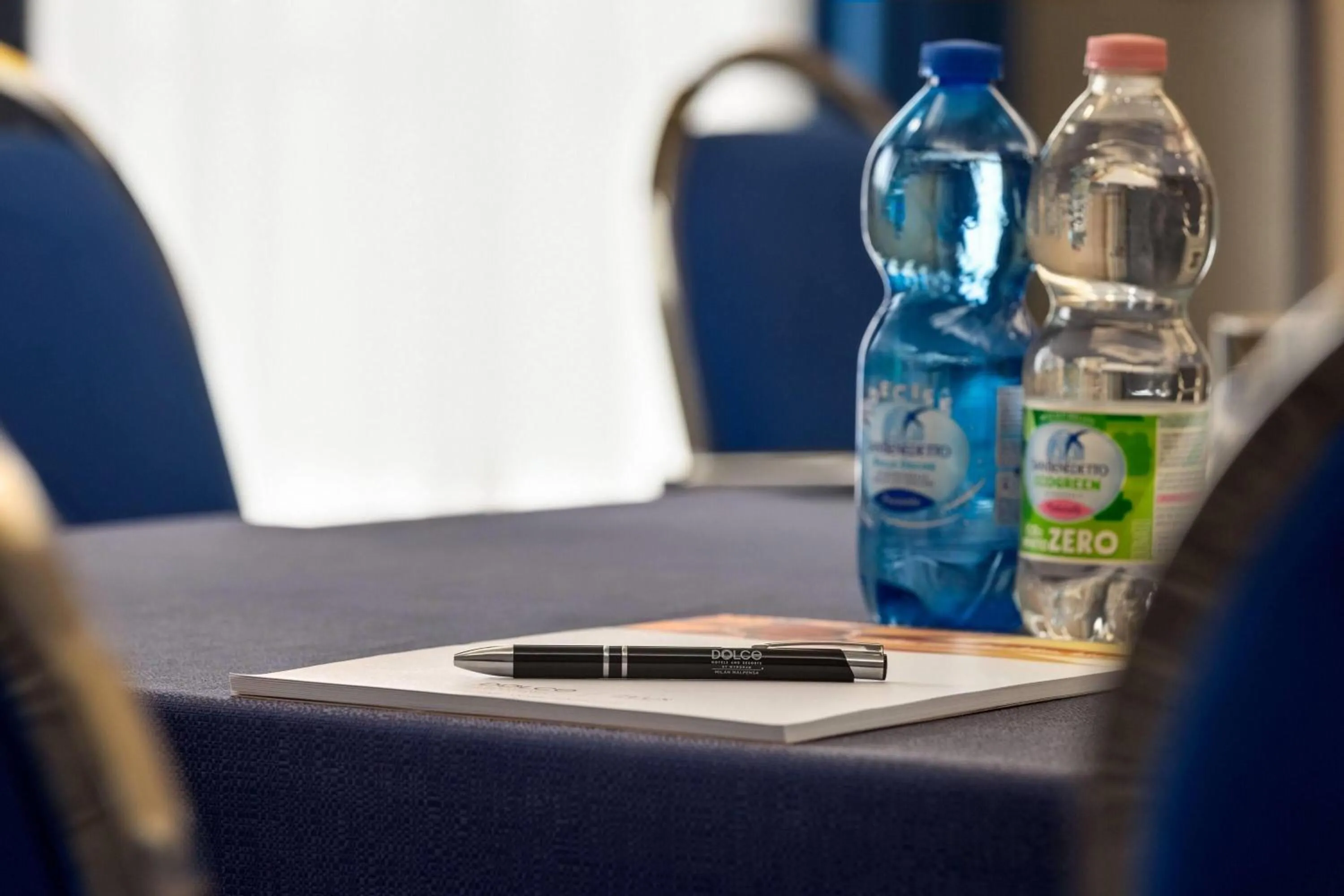 Meeting/conference room in Zeus Essence Dolce by Wyndham Milan Malpensa