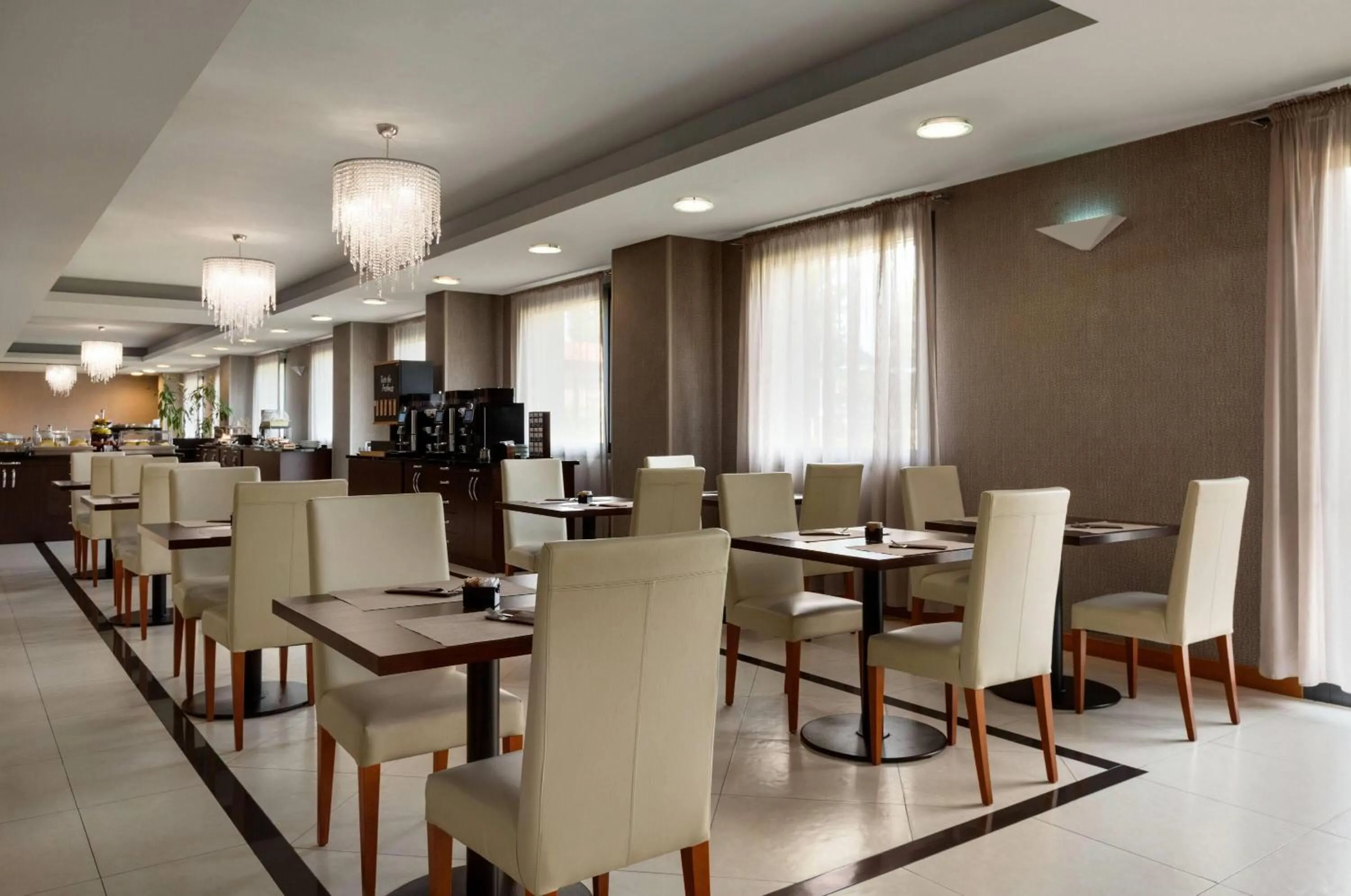 Breakfast in Zeus Essence Dolce by Wyndham Milan Malpensa