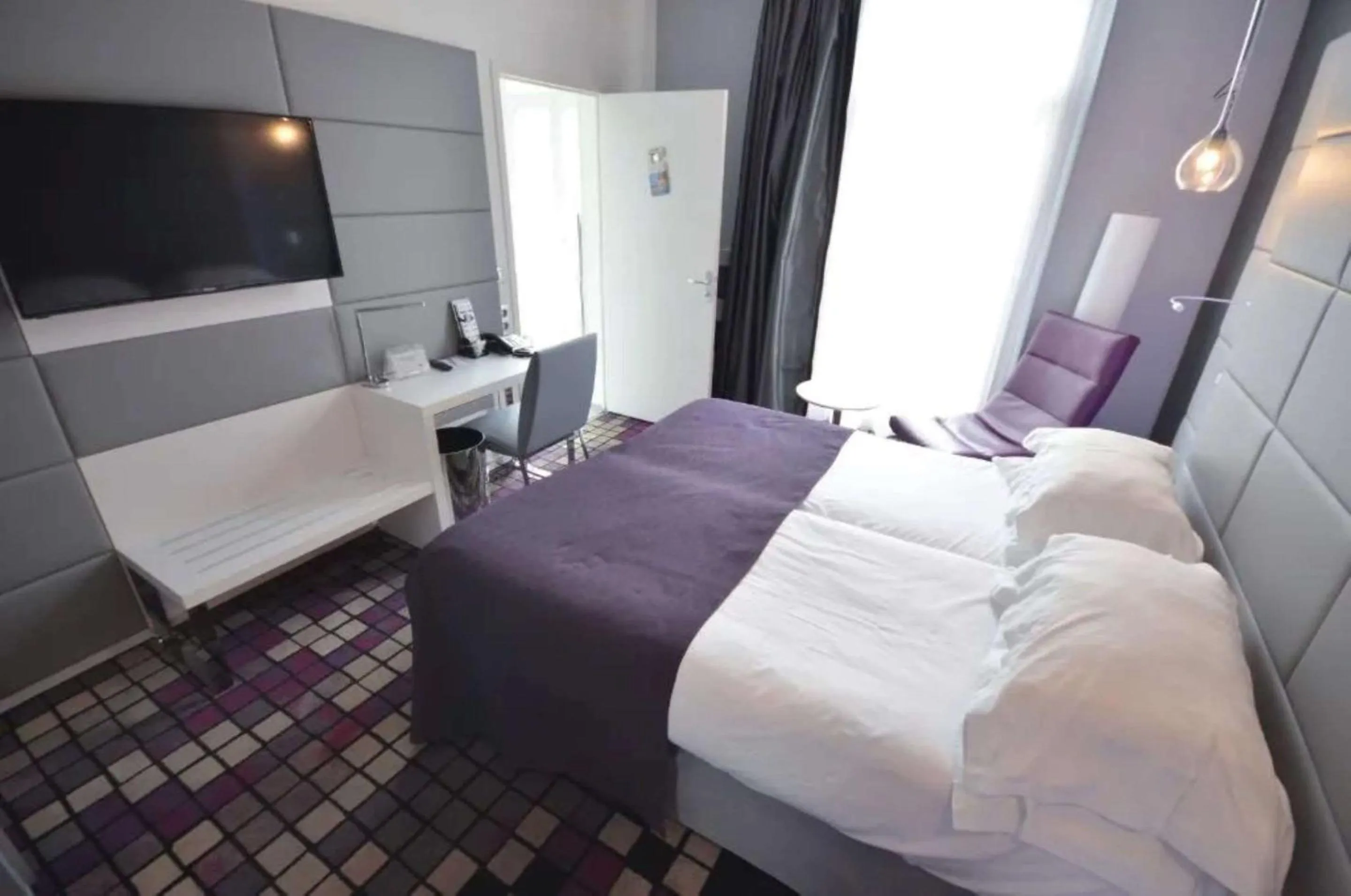 Bed in Best Western Dijon Centre Gare