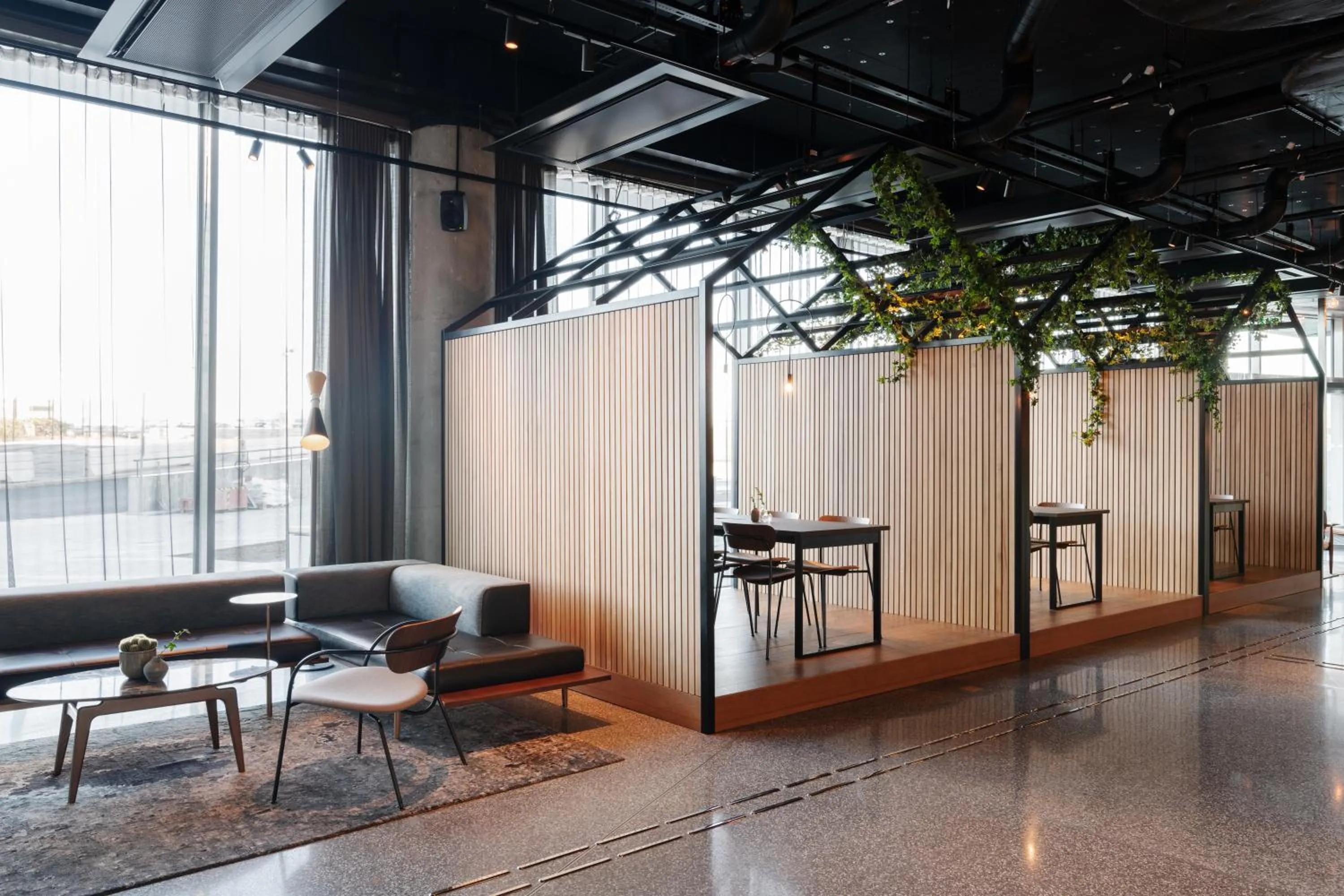 Lounge or bar in Comfort Hotel Arlanda Airport Terminal