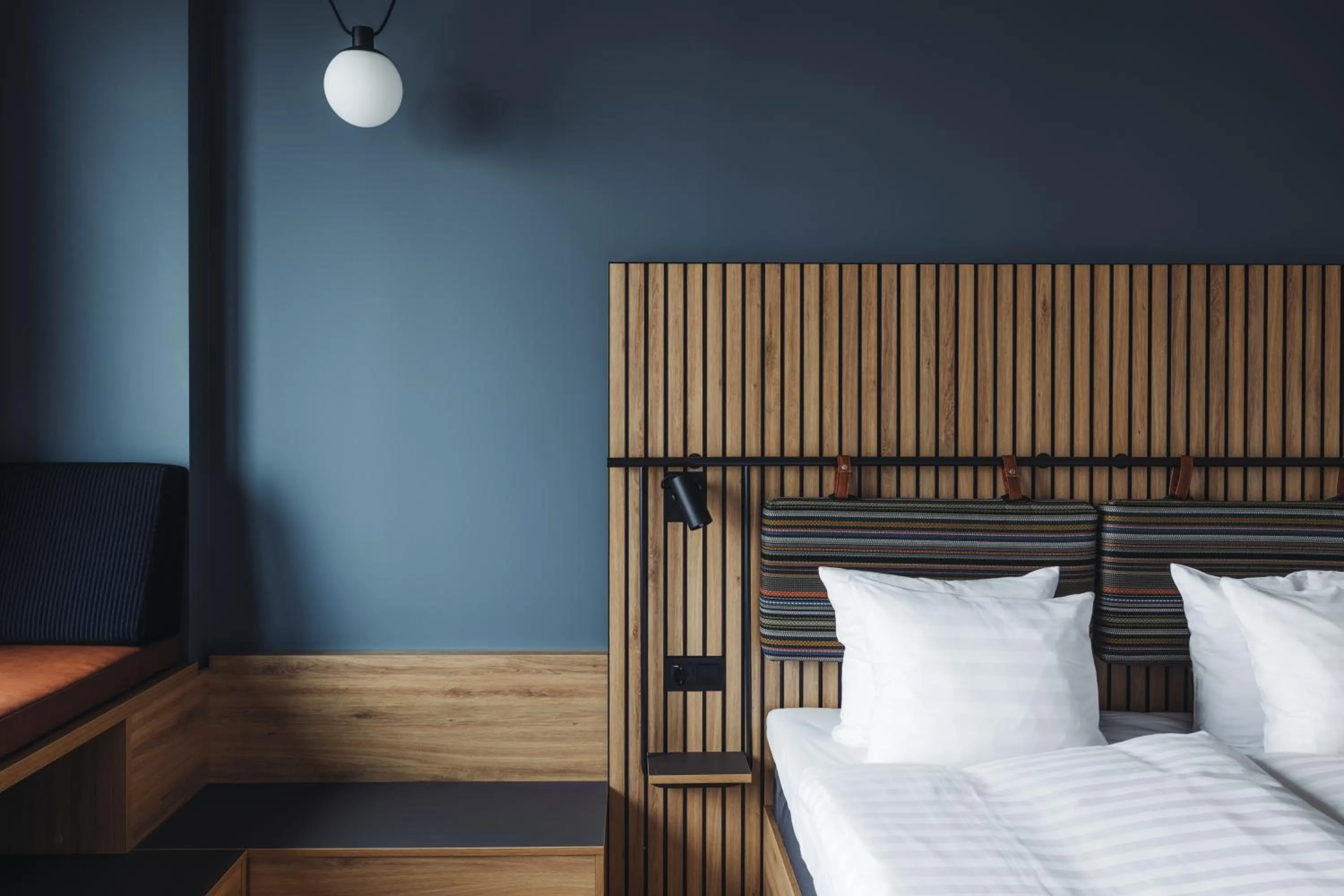 Bed in Comfort Hotel Arlanda Airport Terminal