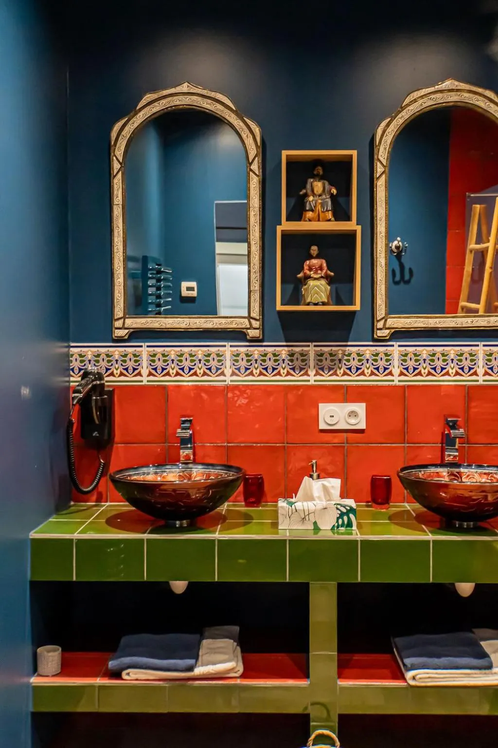 Bathroom in Chateau des Perichons