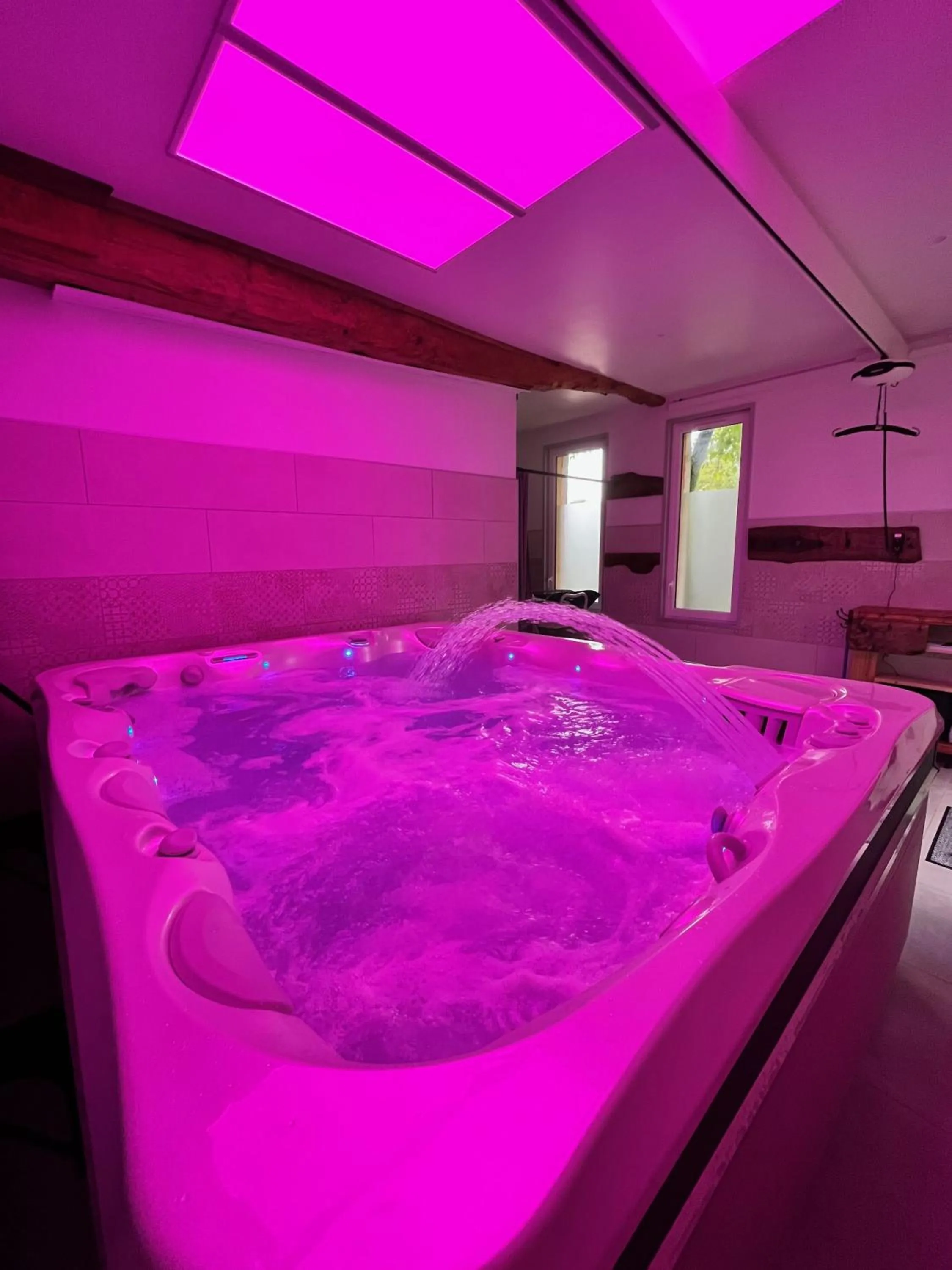 Hot Tub in Les Bobos à la ferme