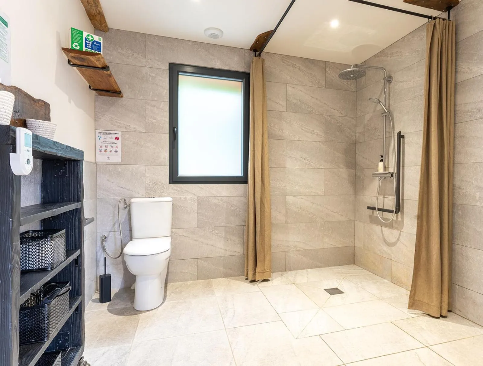 Shower in Les Bobos à la ferme