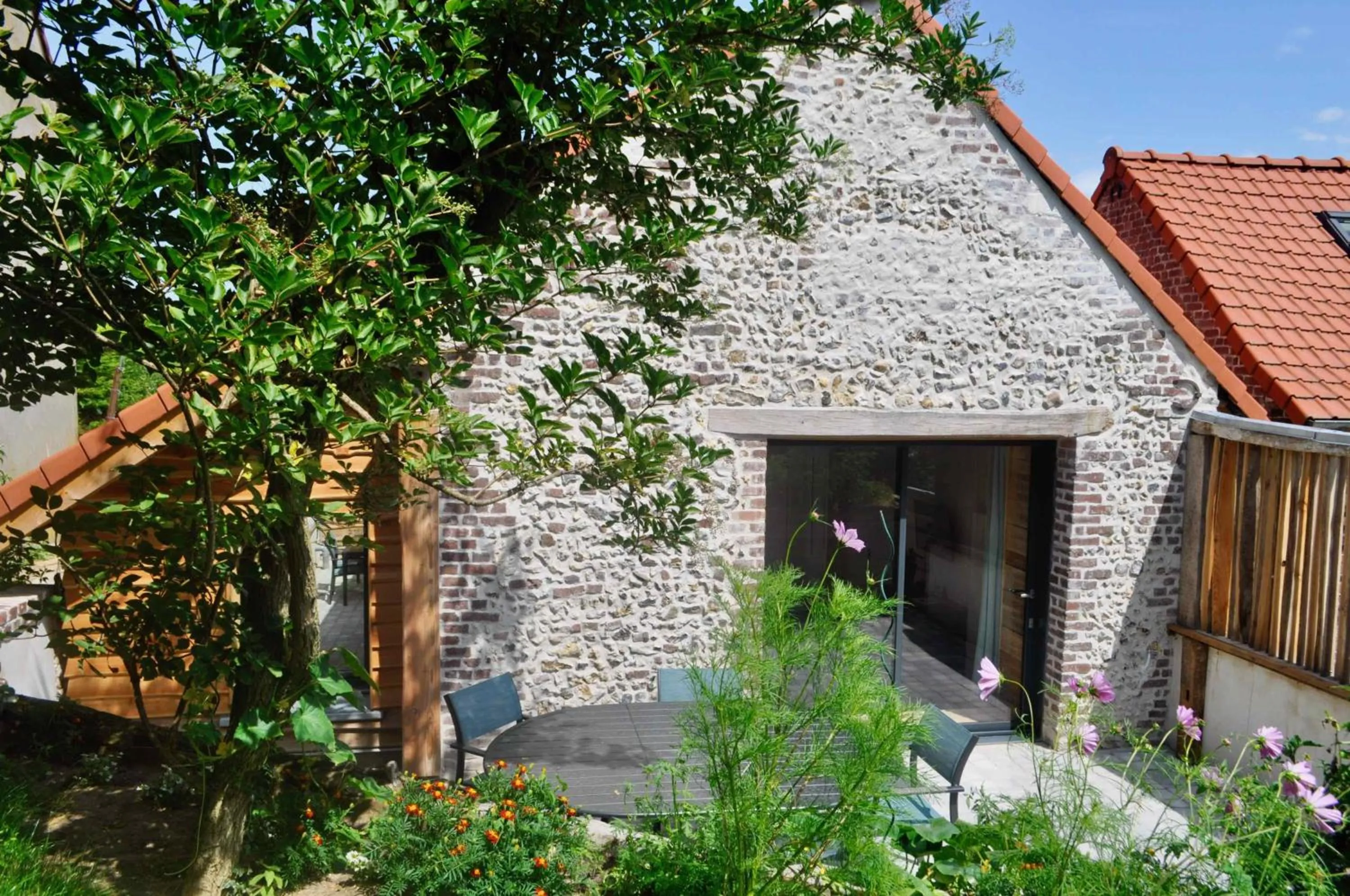 Property building in Les Bobos à la ferme