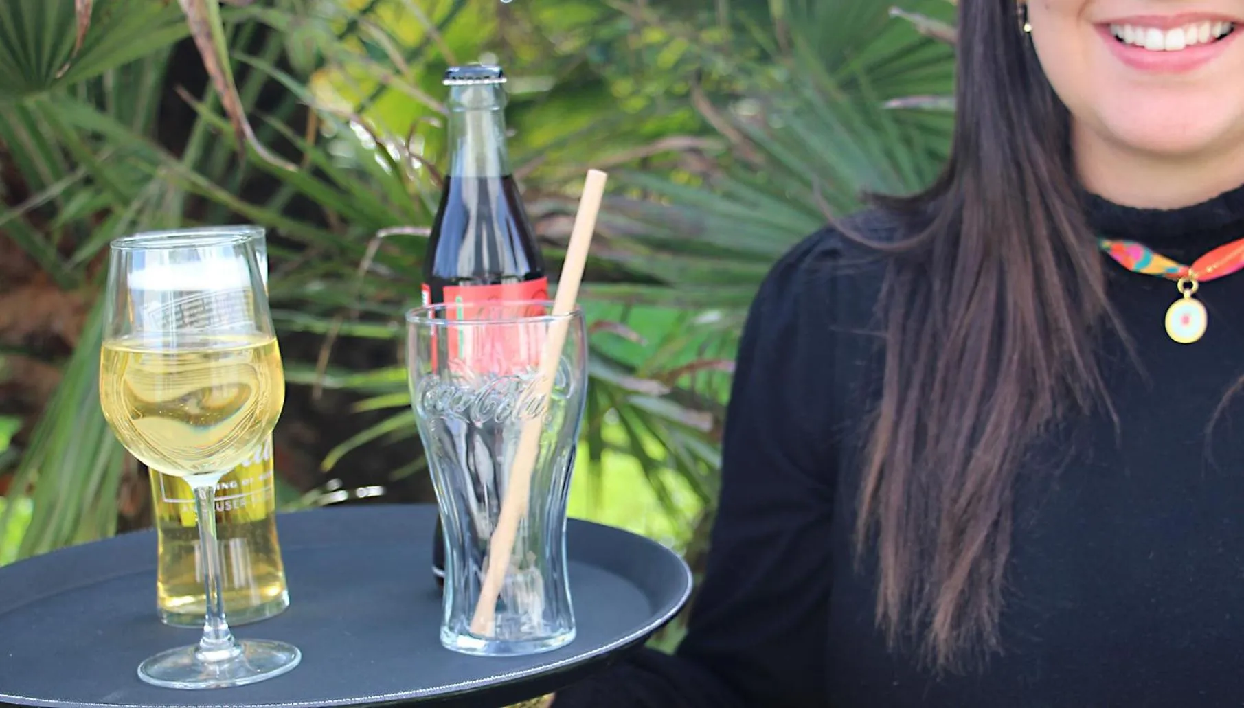 Lounge or bar in Hôtel Kyriad La Rochelle Centre Ville