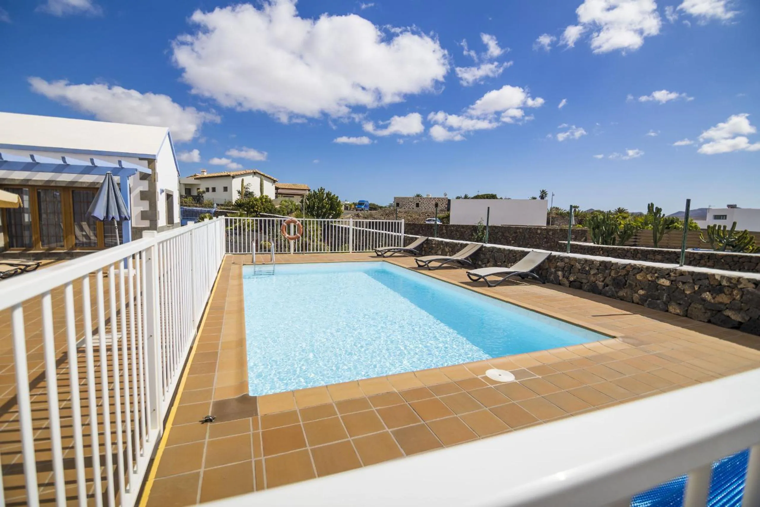 Swimming pool in Villas & Apartamentos Tao Mazo