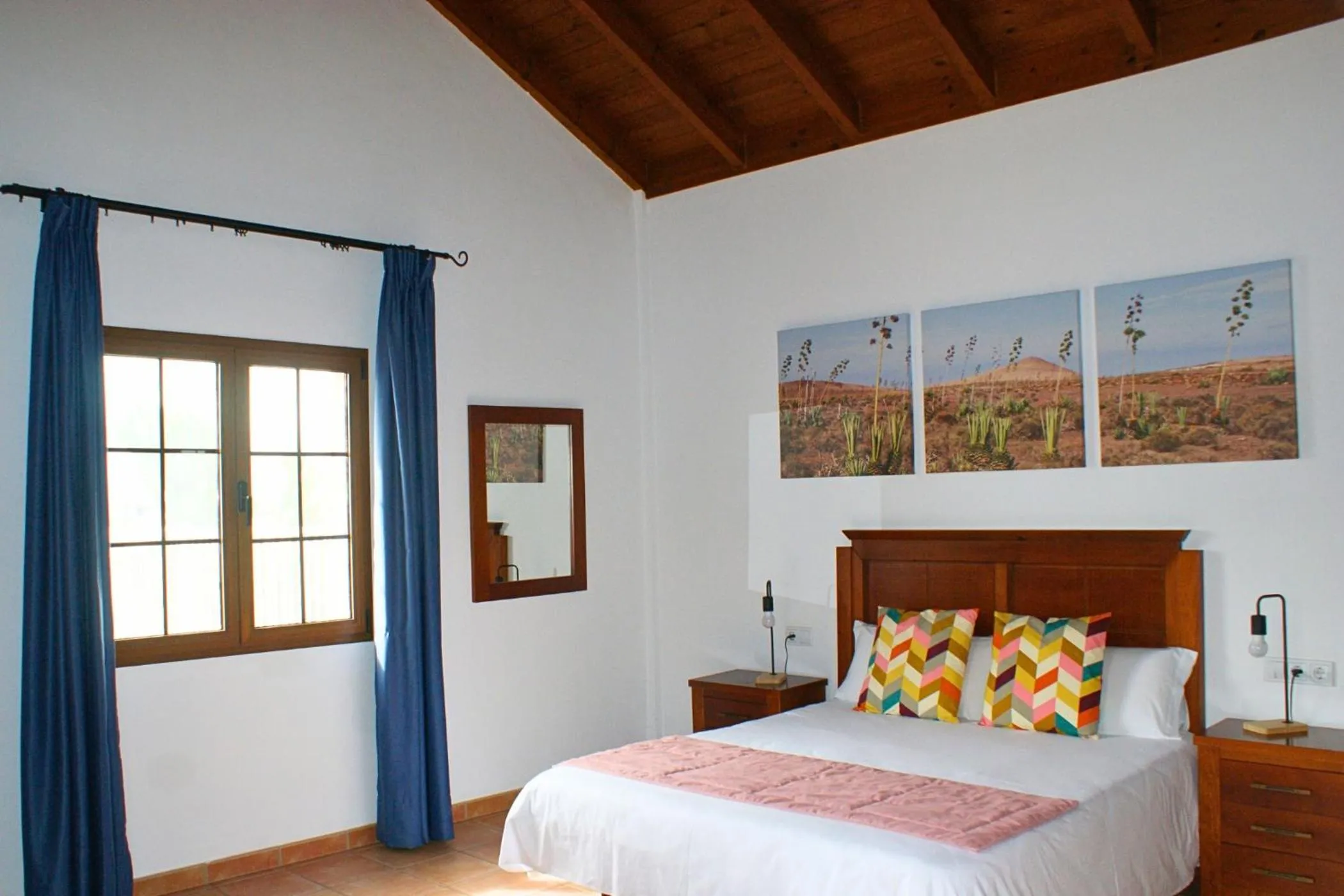 Bedroom, Bed in Villas & Apartamentos Tao Mazo