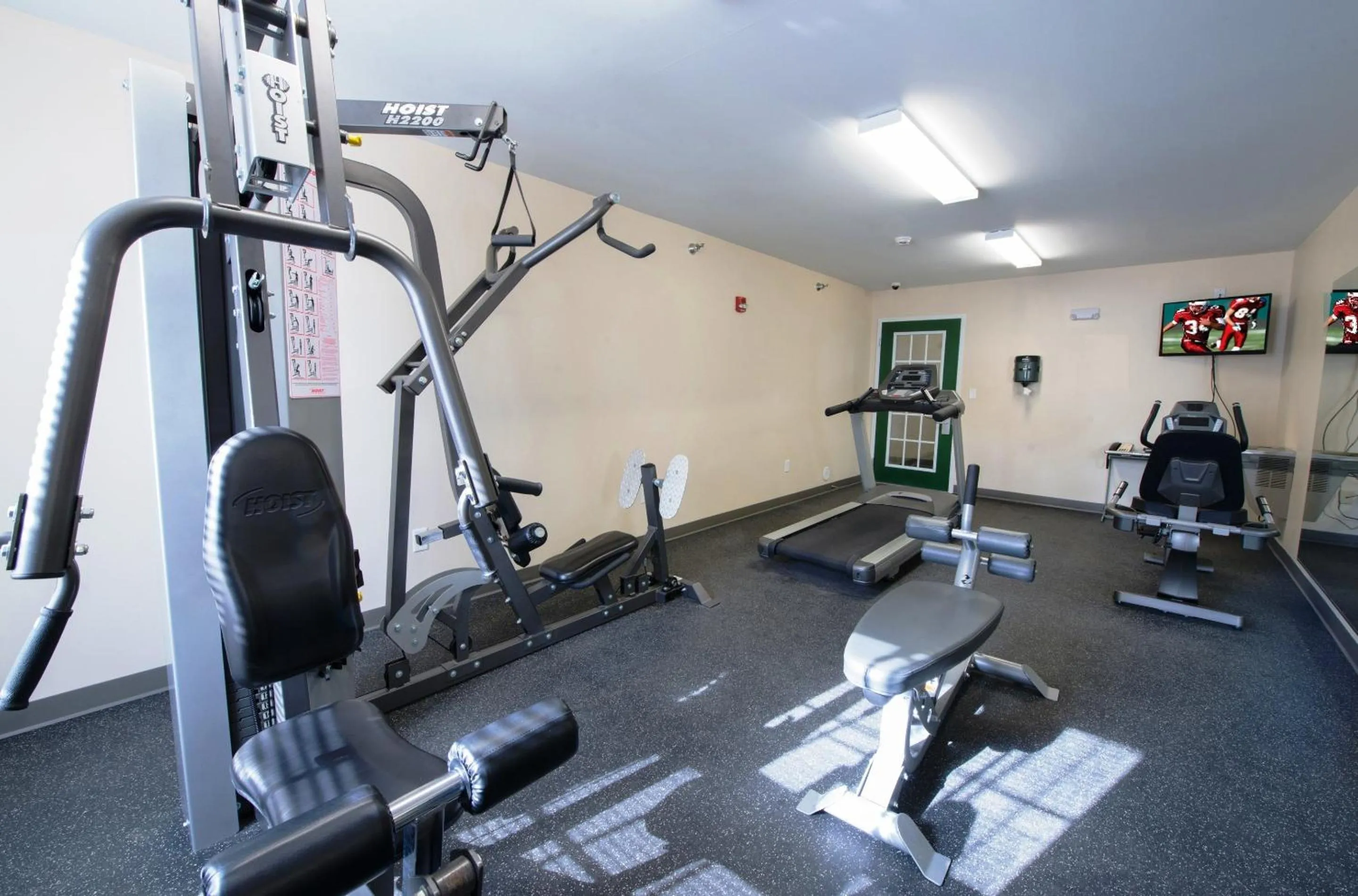 Fitness centre/facilities in Red Roof Inn & Suites Dickinson