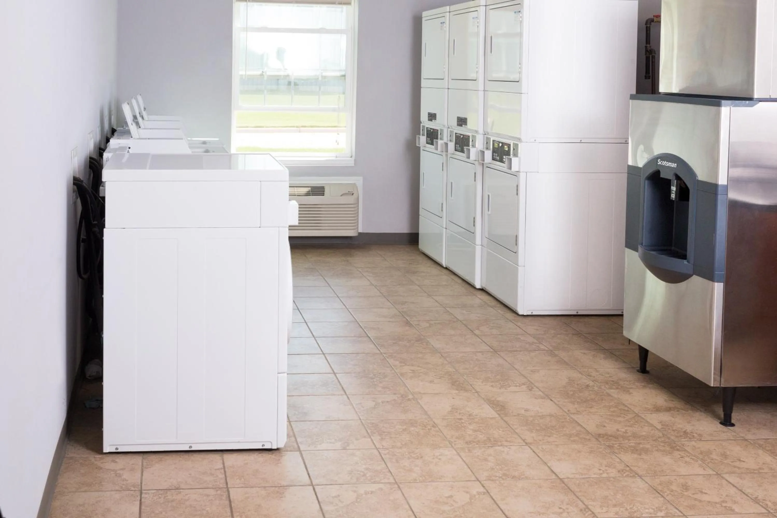 Other in Red Roof Inn & Suites Dickinson