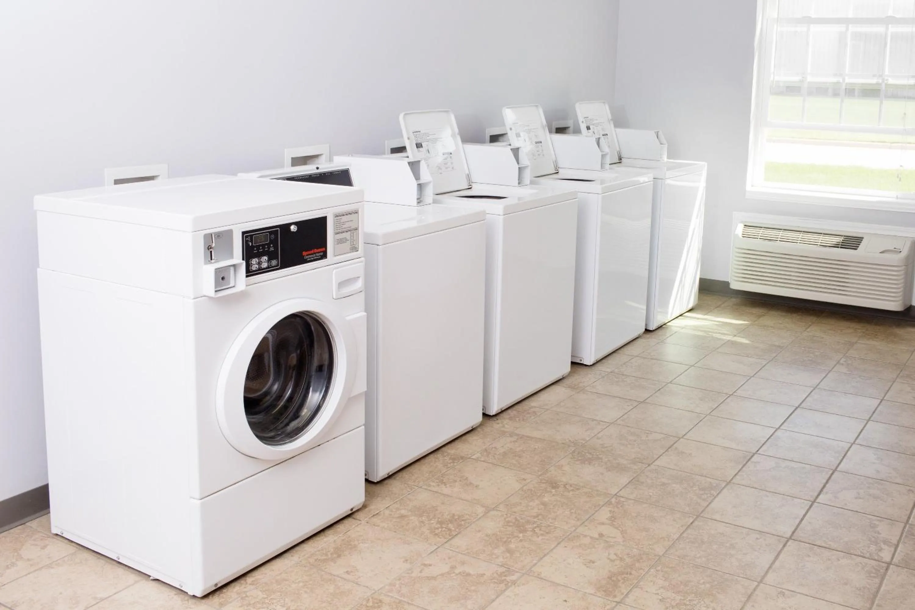 Other in Red Roof Inn & Suites Dickinson