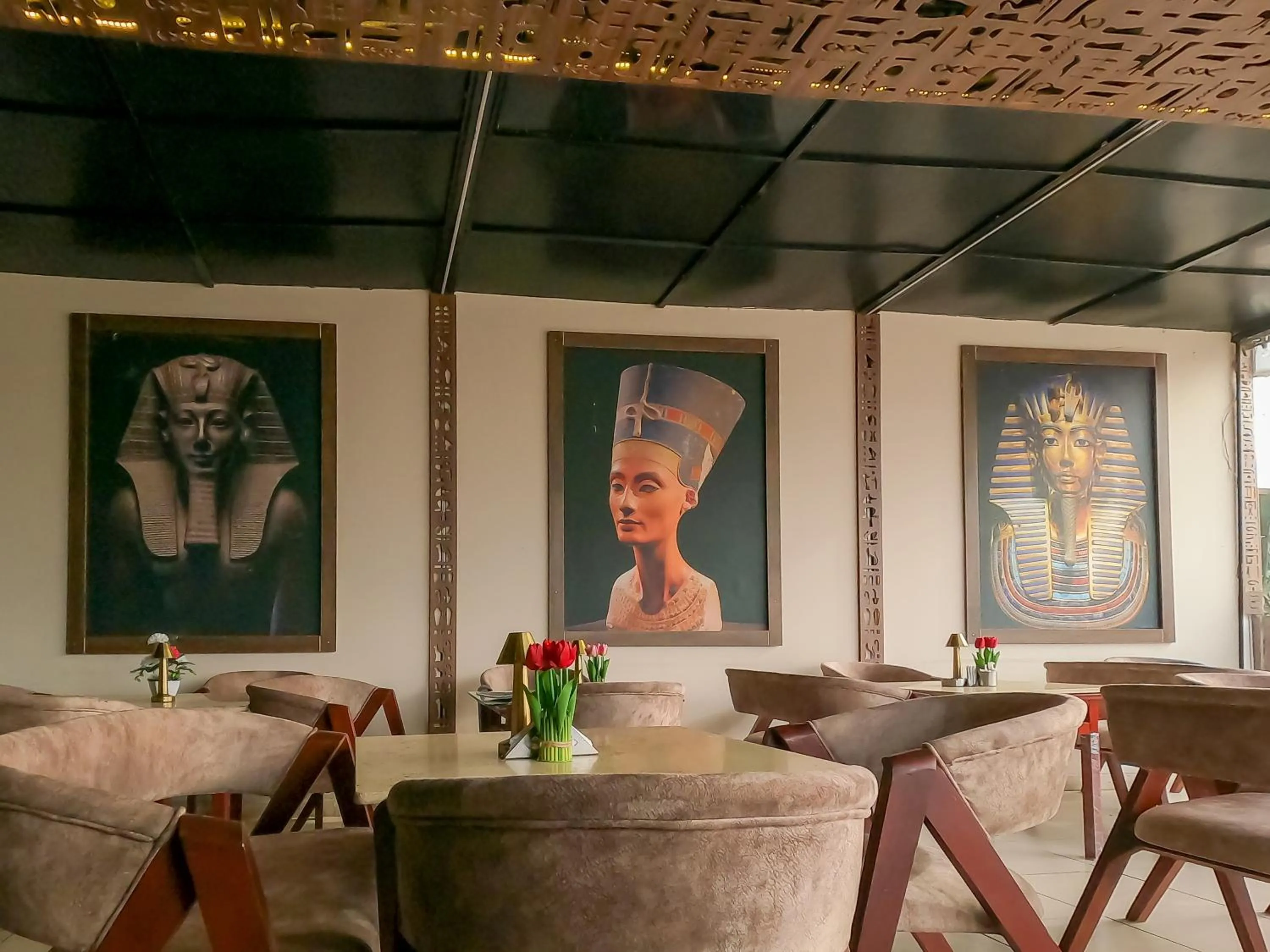 Living room in Giza Pyramids View Inn