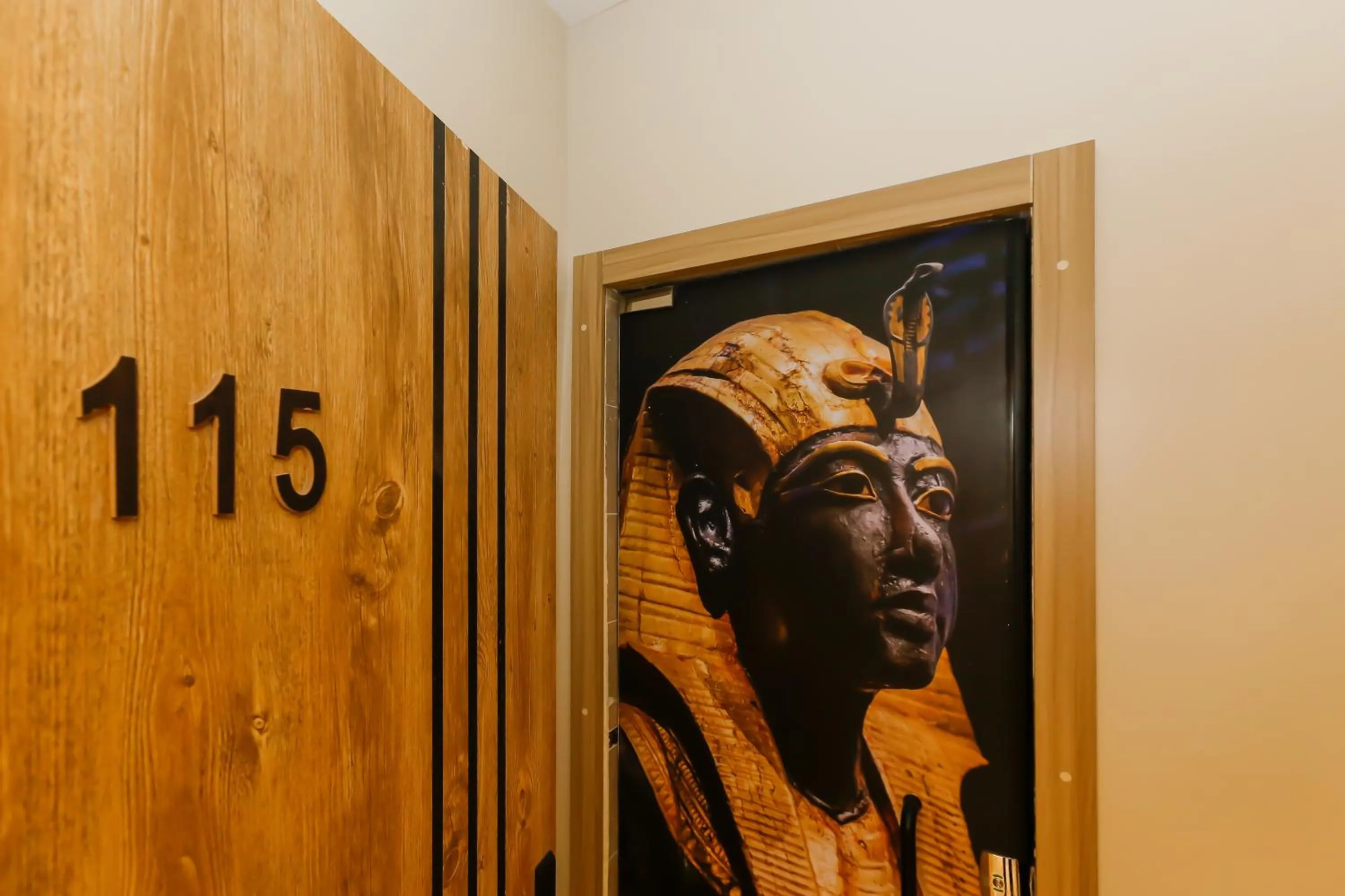 Decorative detail in Giza Pyramids View Inn