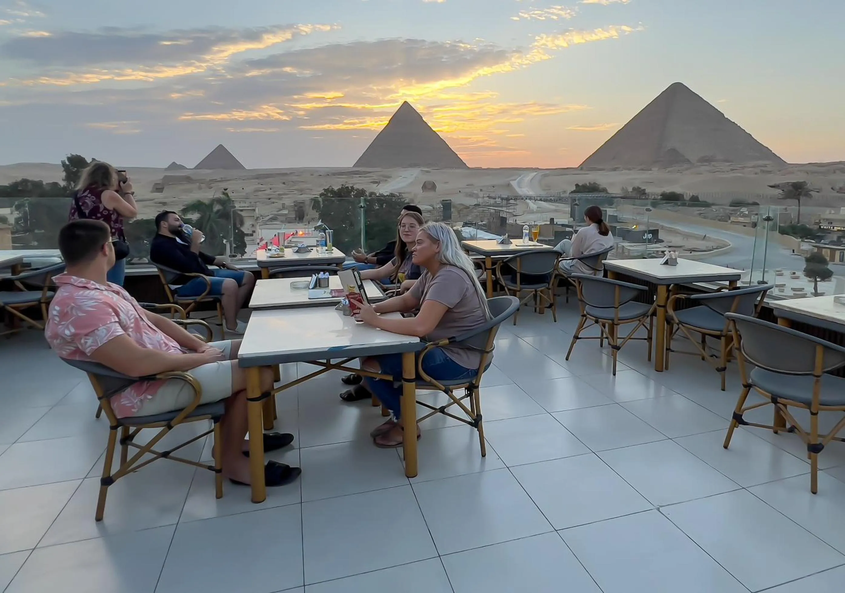 Restaurant/places to eat in Giza Pyramids View Inn