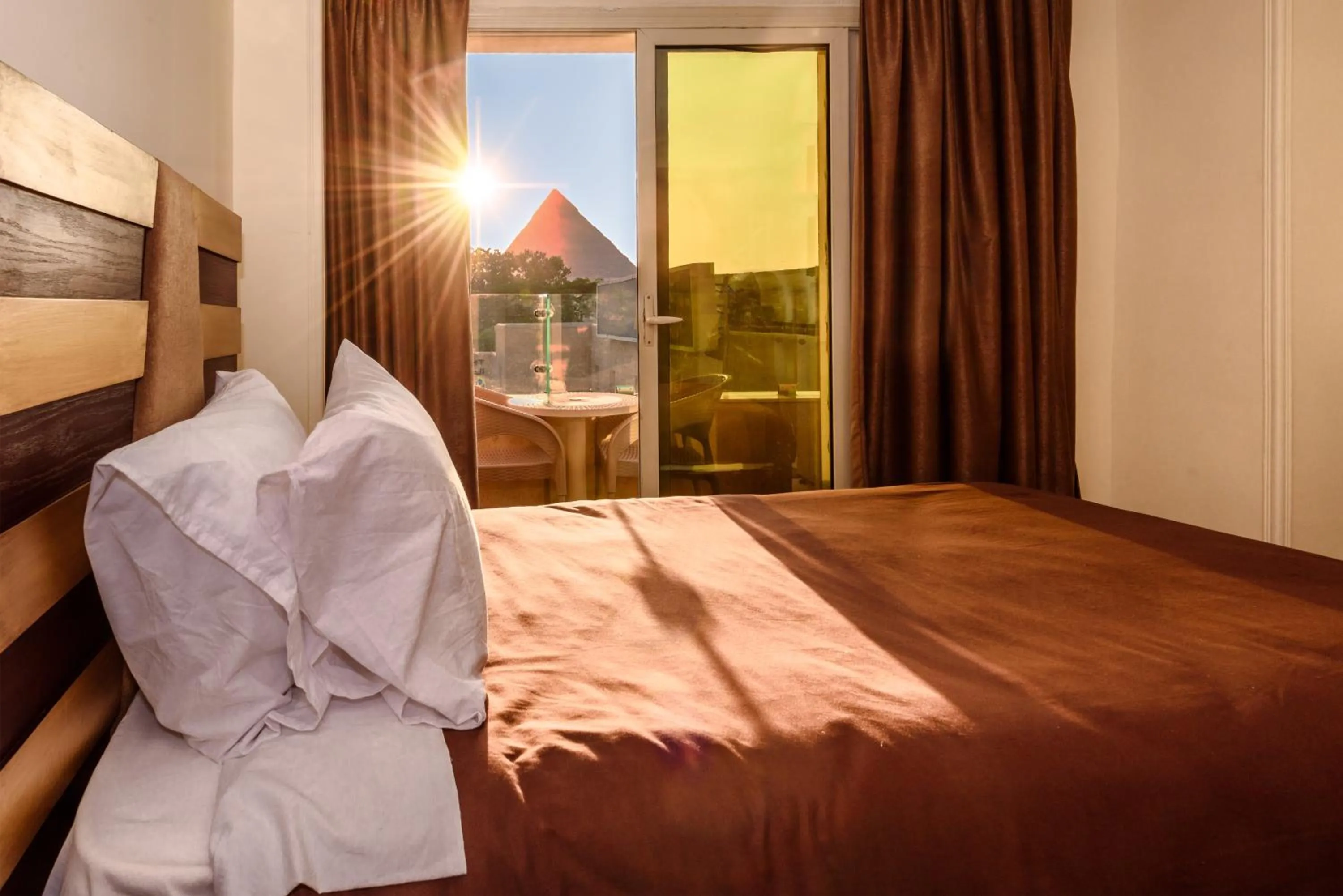 Bed in Giza Pyramids View Inn