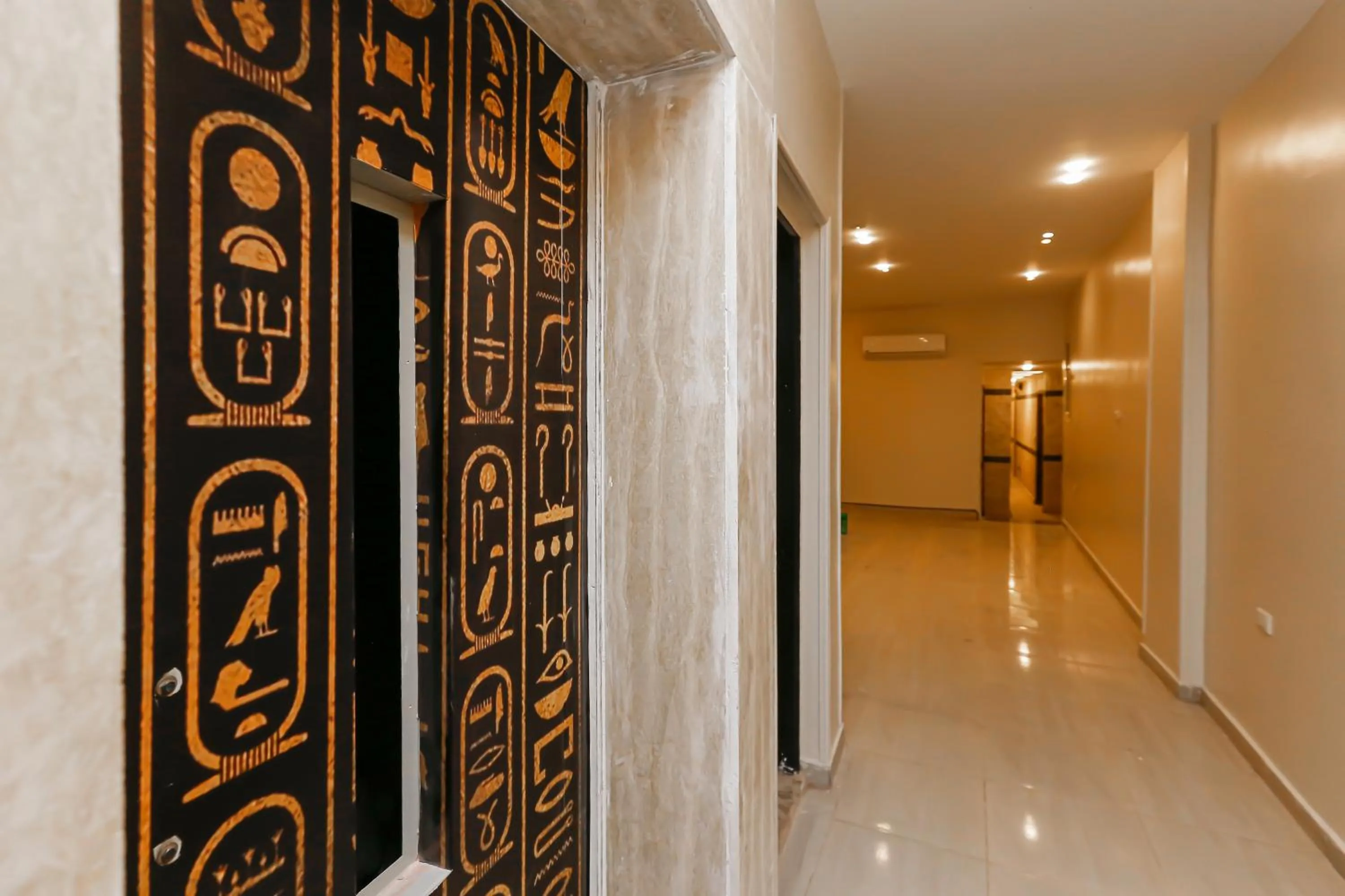 elevator in Giza Pyramids View Inn