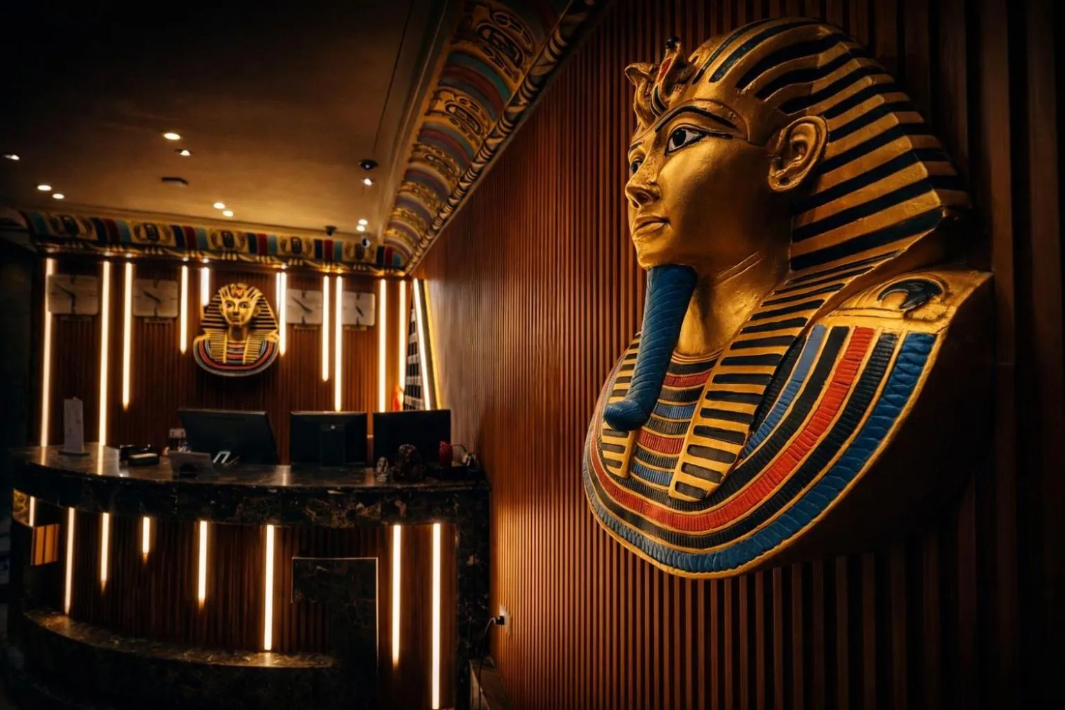 Property building in Giza Pyramids View Inn