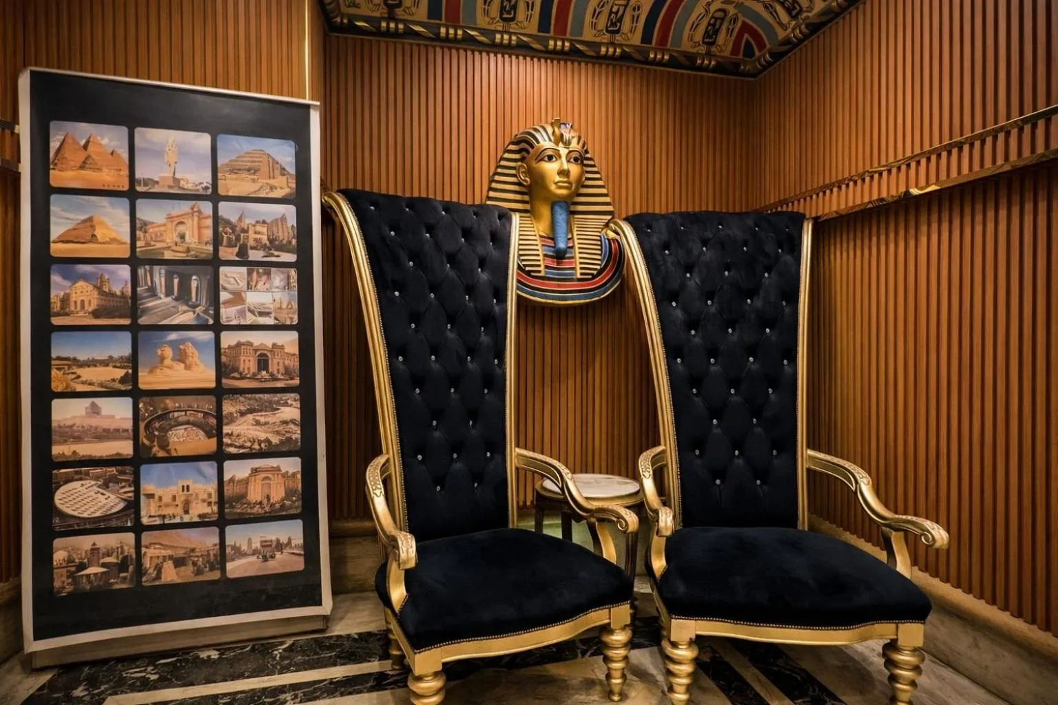 Seating area in Giza Pyramids View Inn