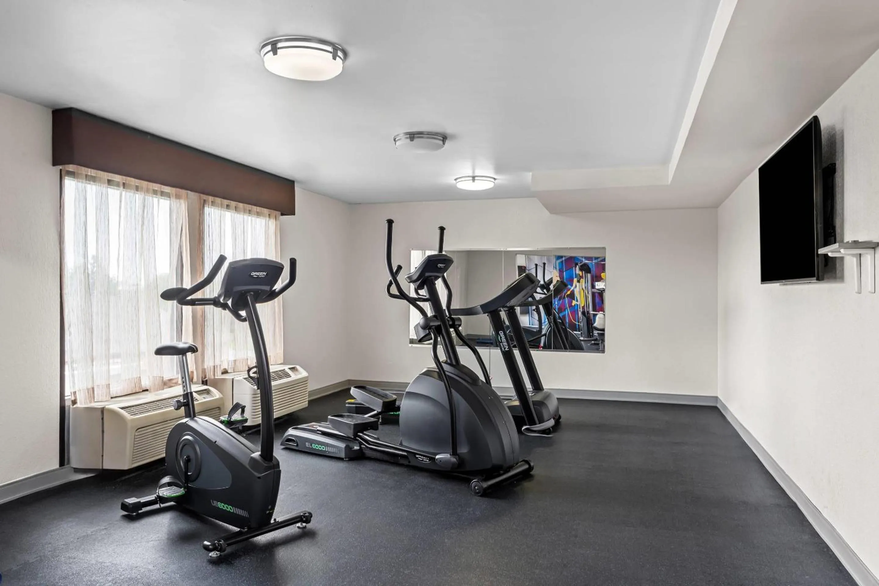 Fitness centre/facilities in Hotel Concord Syracuse, an Ascend Collection Hotel