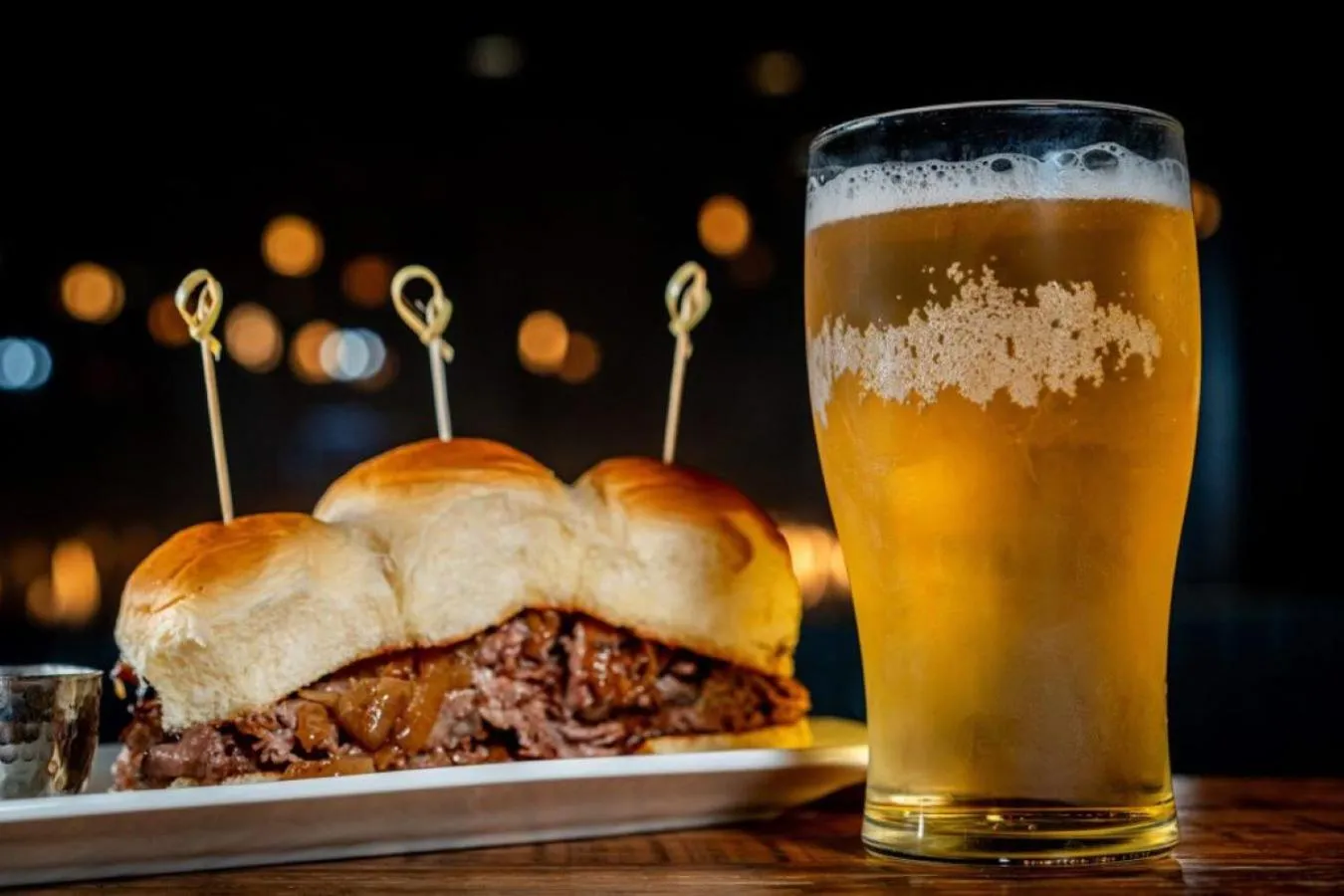 Restaurant/places to eat in Grand Williston Hotel and Conference Center