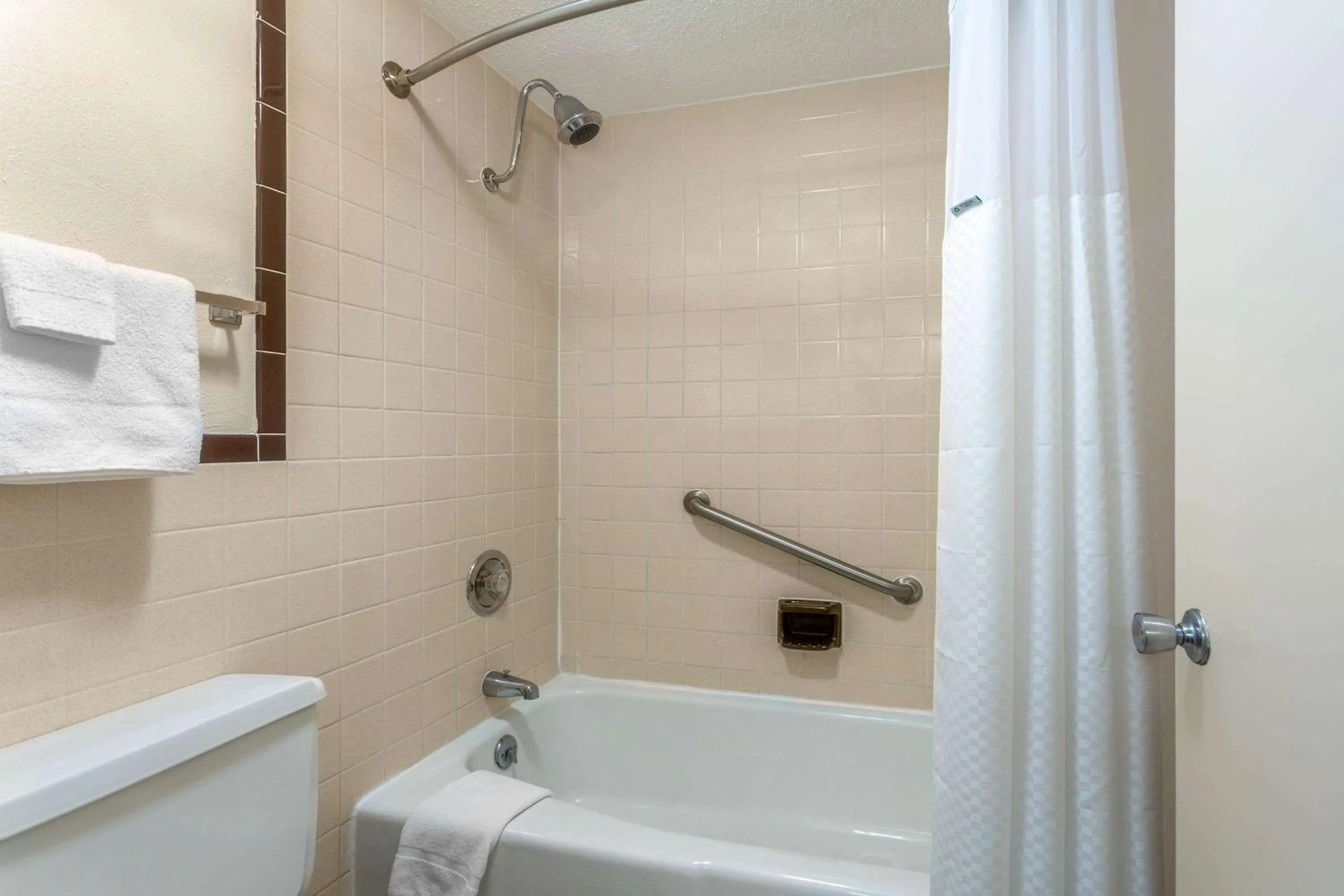 Bathroom in Days Inn by Wyndham Breezewood