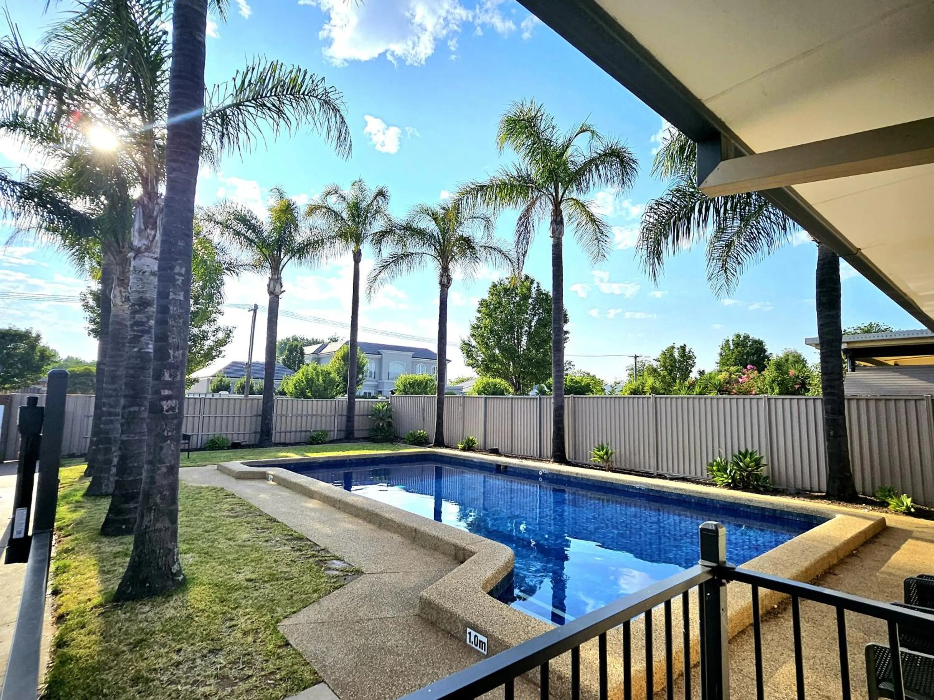 Swimming pool in The Wyndhamere Motel Shepparton