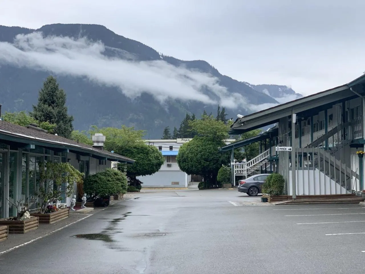 Property building in Slumber Lodge