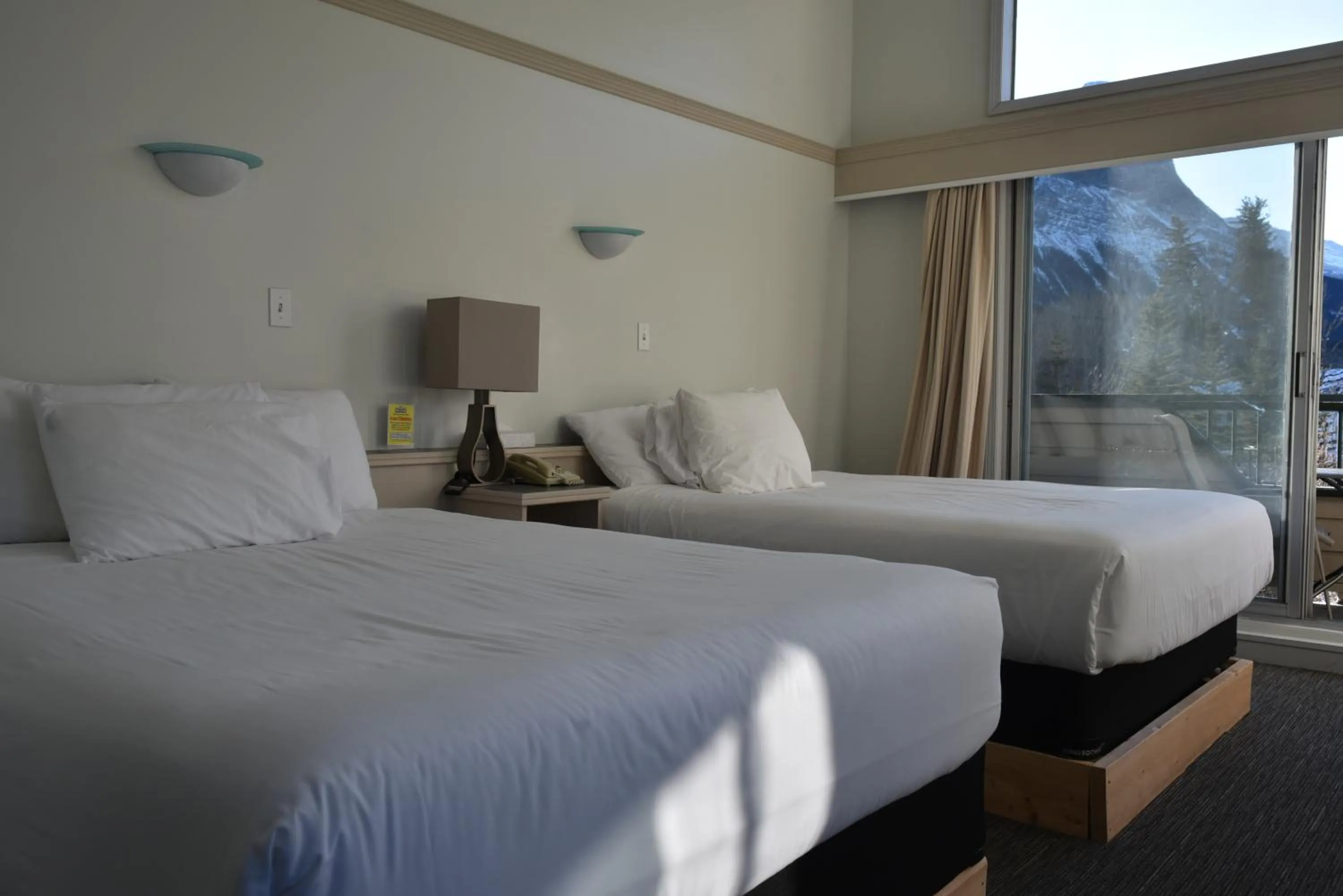 Bed in The Drake Inn