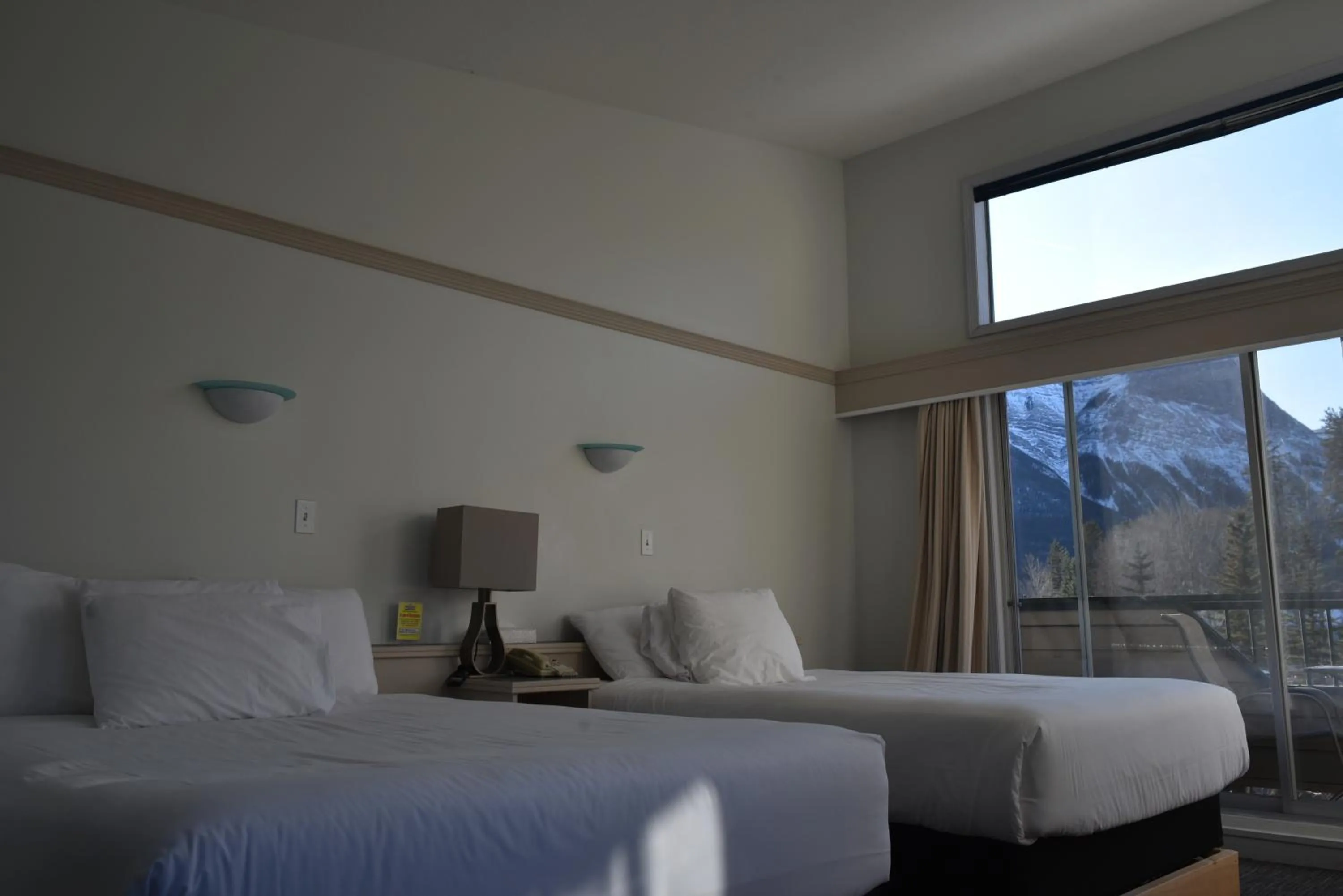 Bed in The Drake Inn