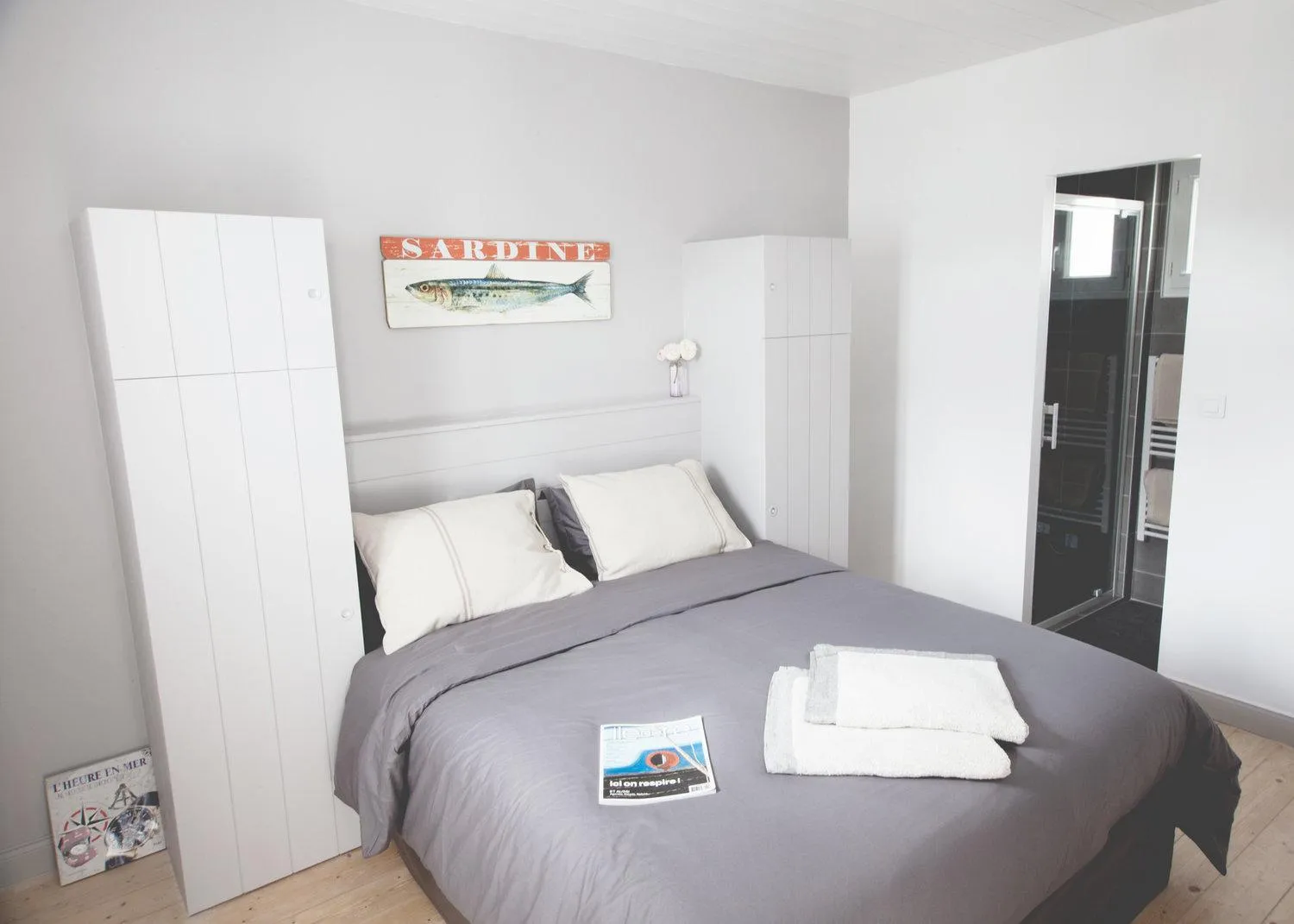 Photo of the whole room in Maison d’hôtes Les Ajoncs