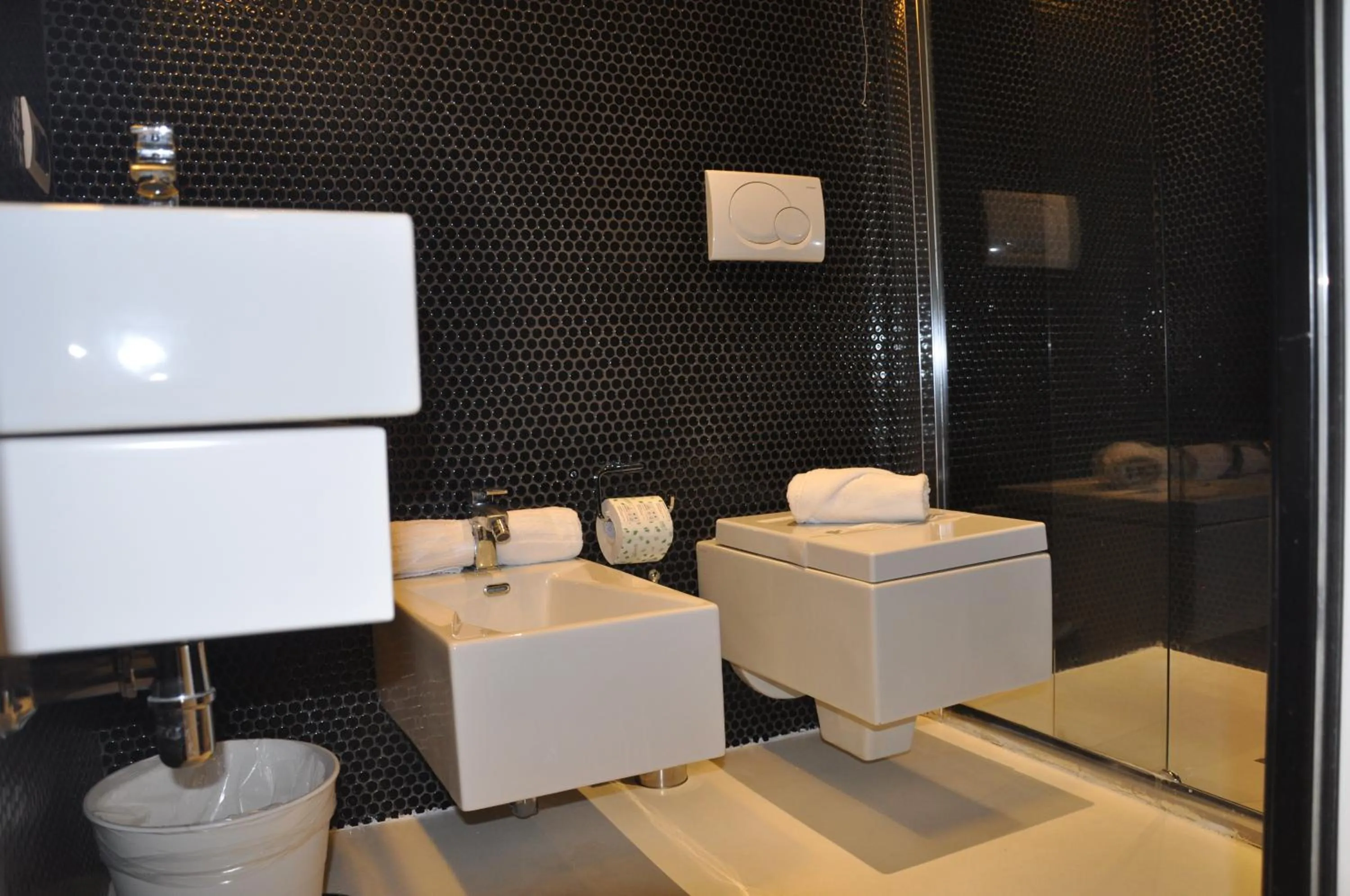 Bathroom in Navona Stay