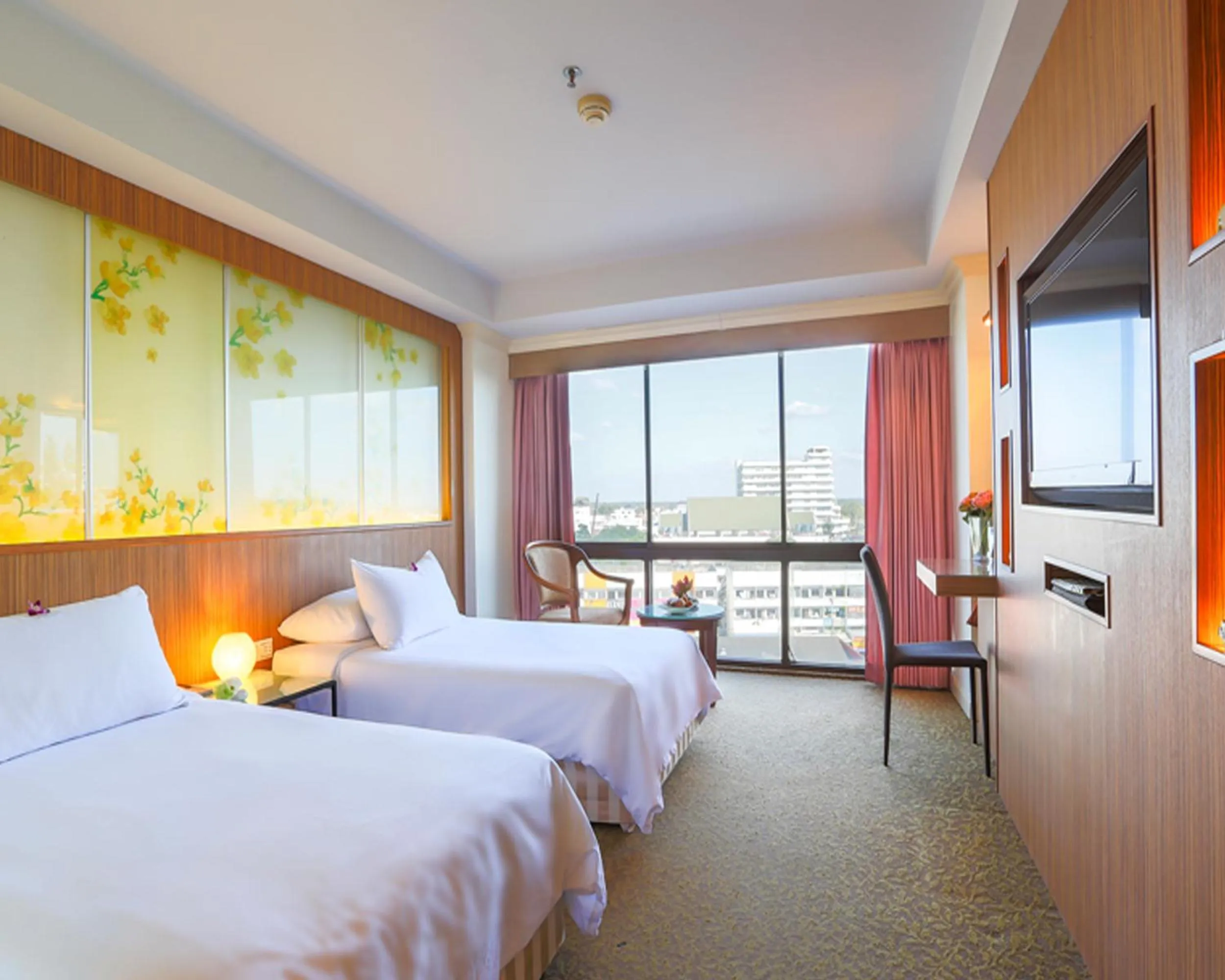 Room Photo in Ploy Palace Hotel