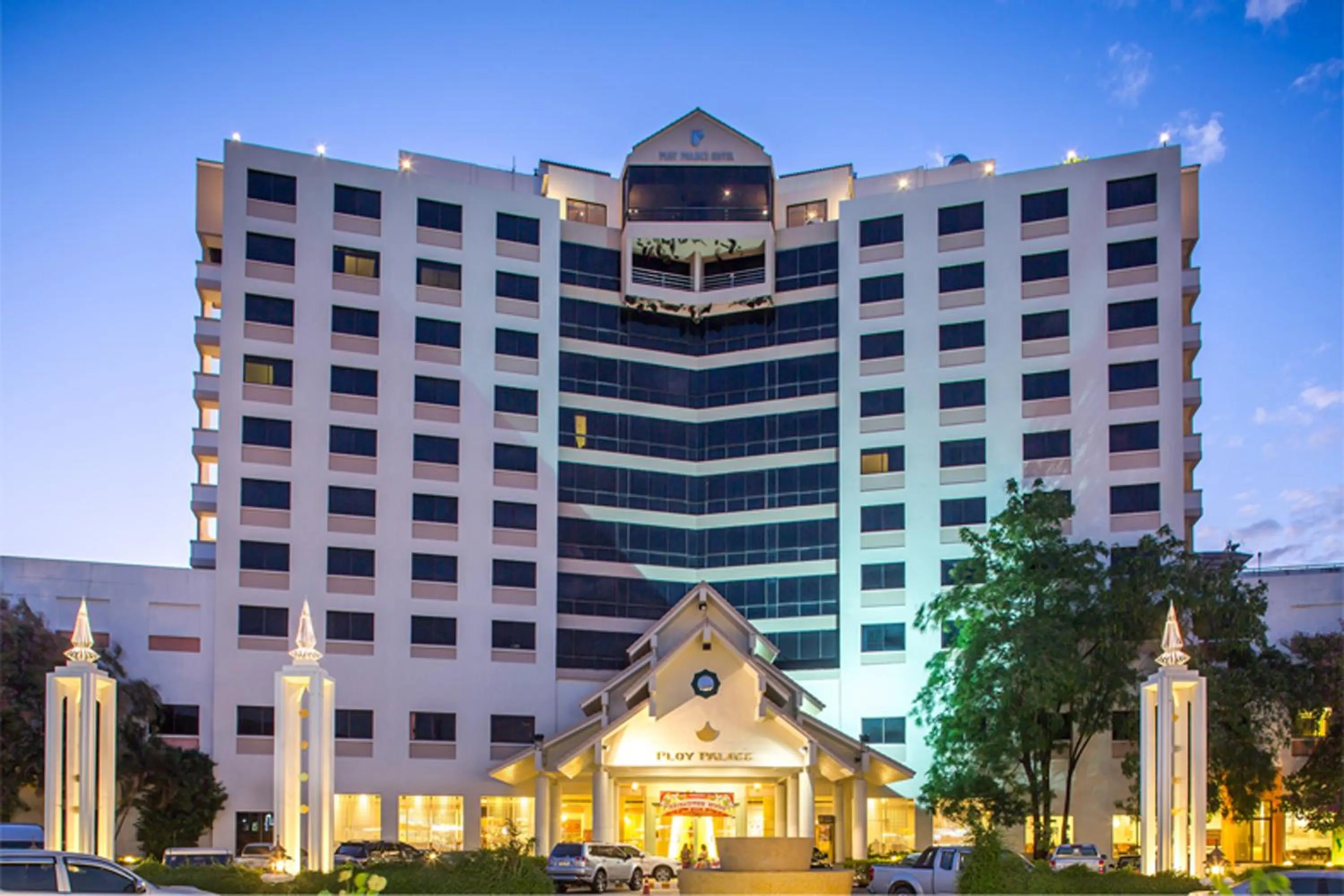 Property Building in Ploy Palace Hotel
