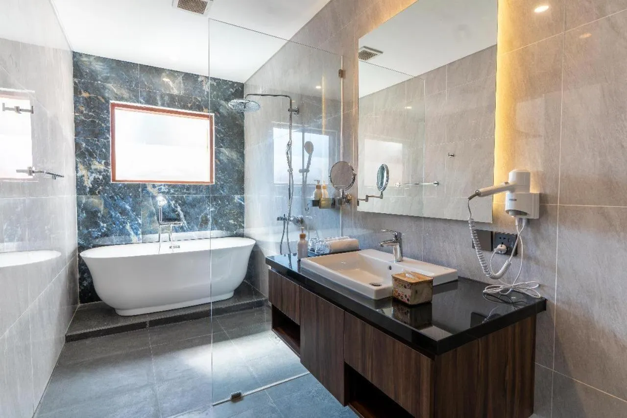 Bathroom in Utamas Keramas Villa