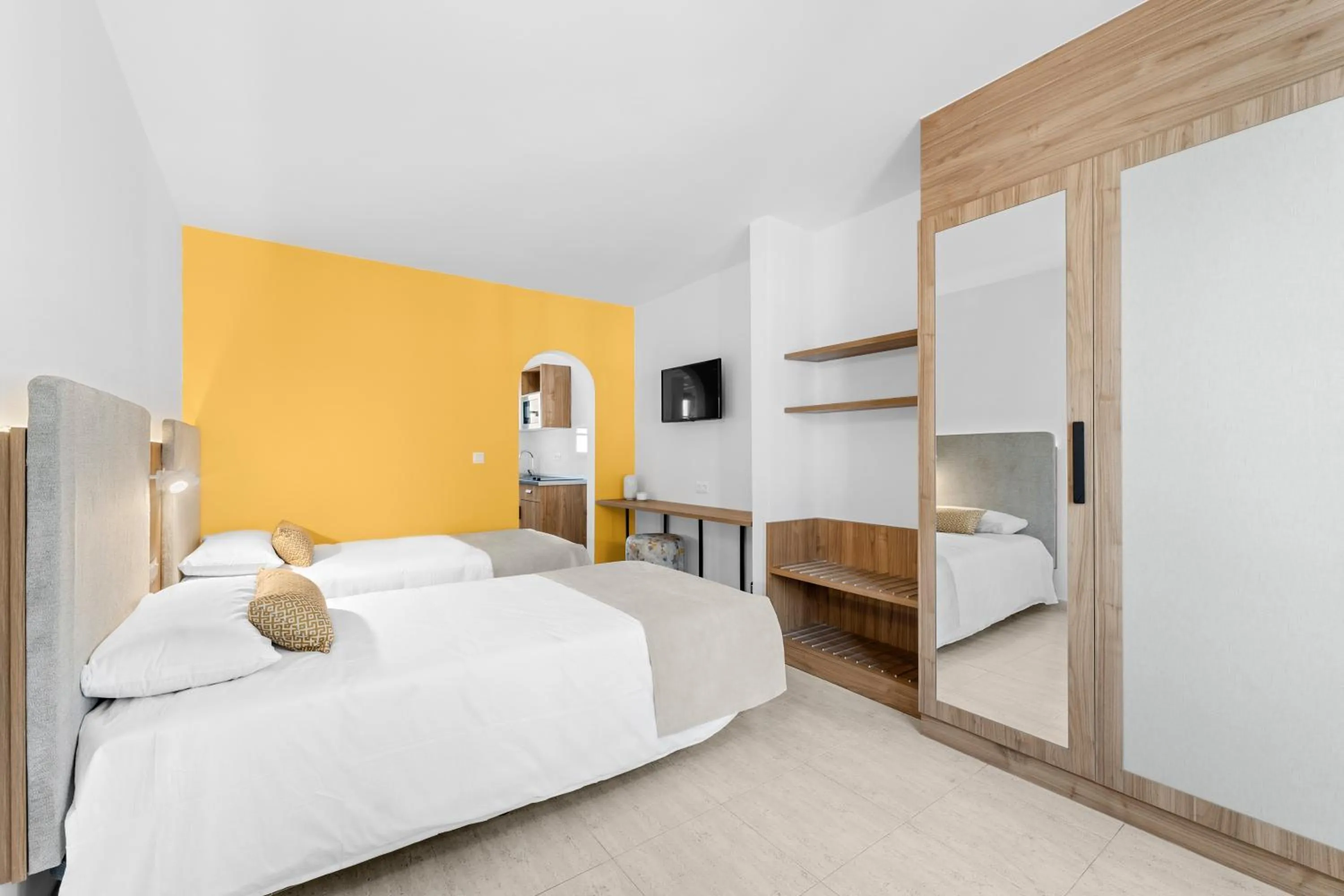 Bed in Apartamentos Tropicana