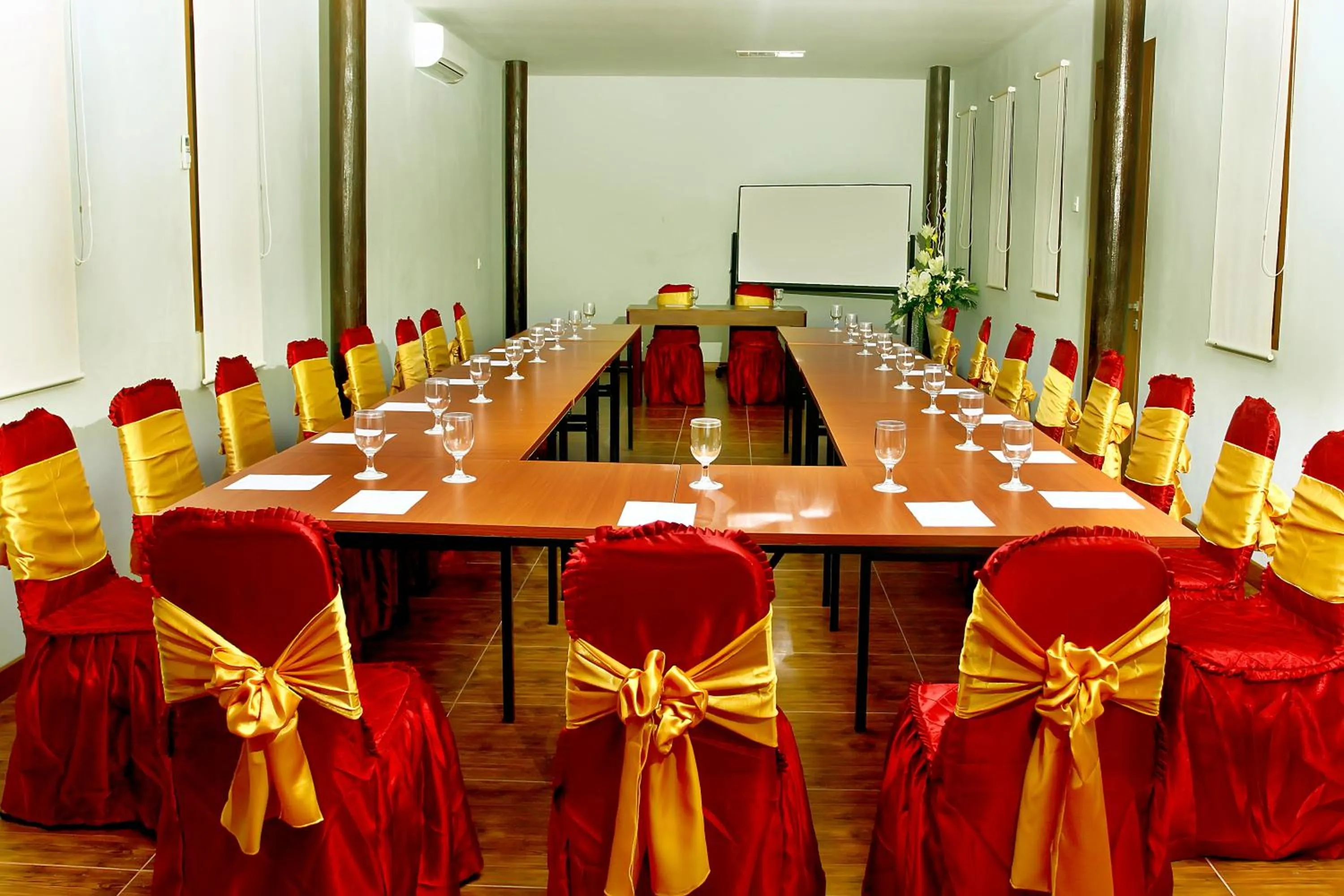 Banquet/Function facilities in Grand Royal BIL Hotel