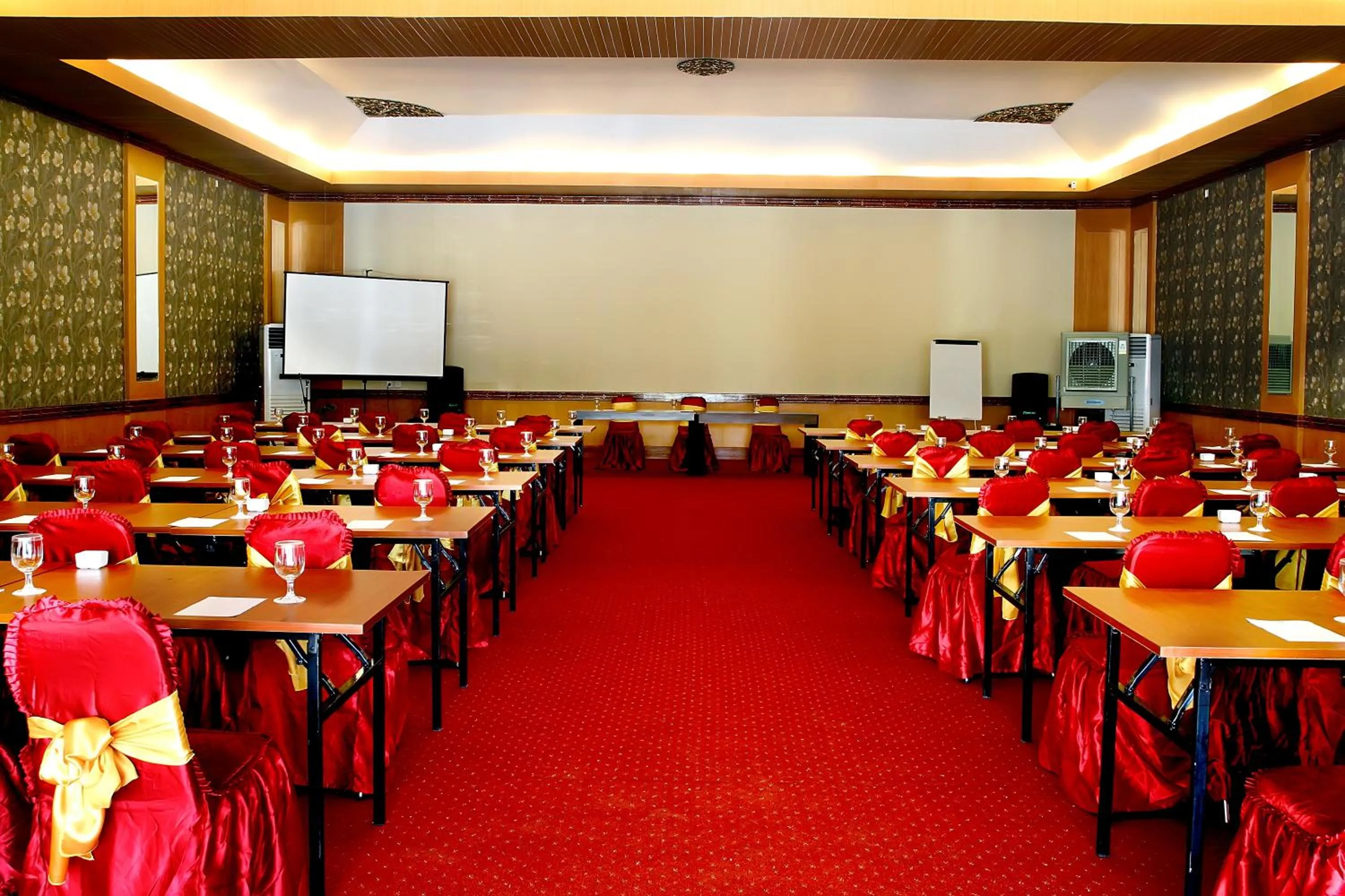 Banquet/Function facilities in Grand Royal BIL Hotel