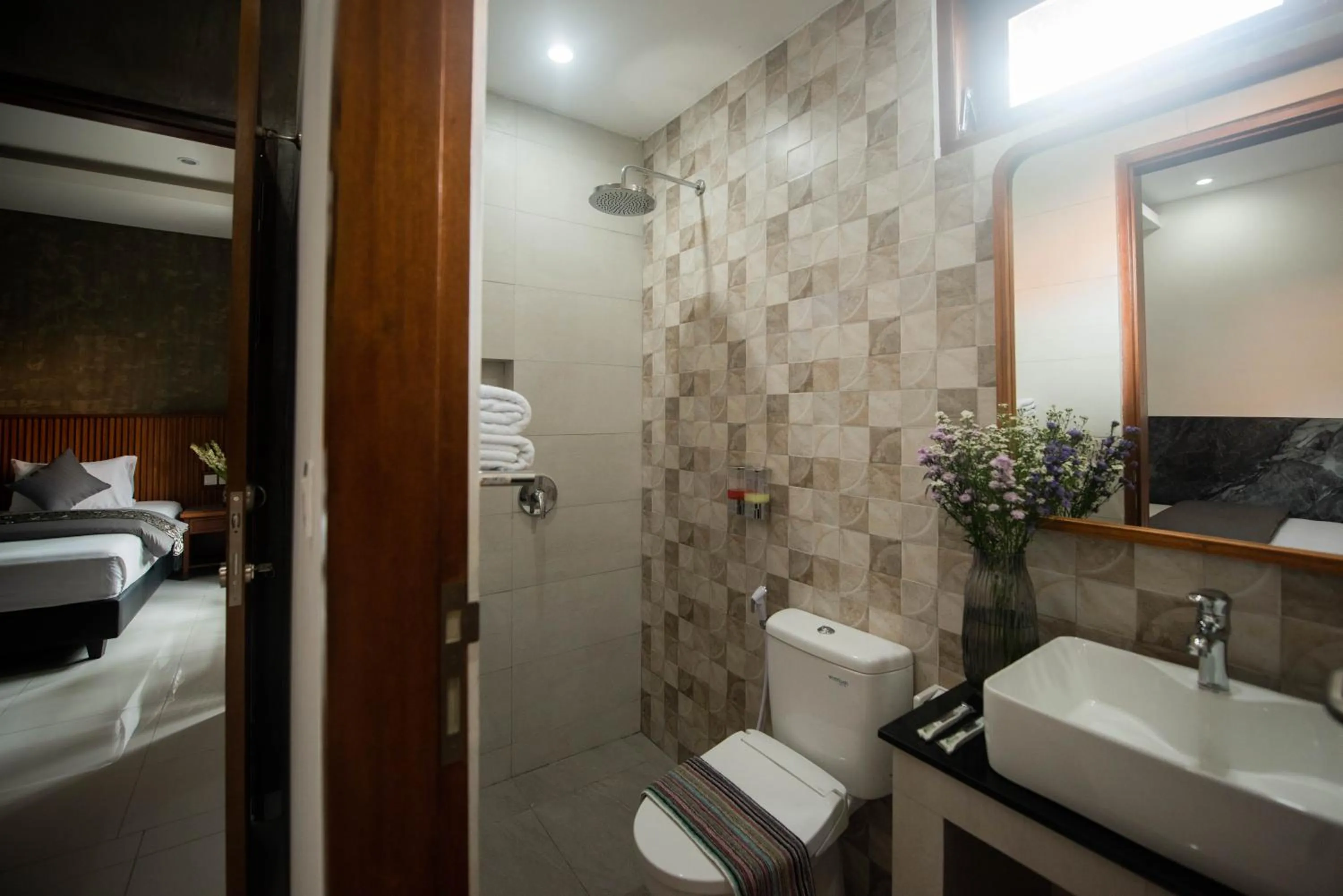 Bathroom in Sandat Hotel Legian