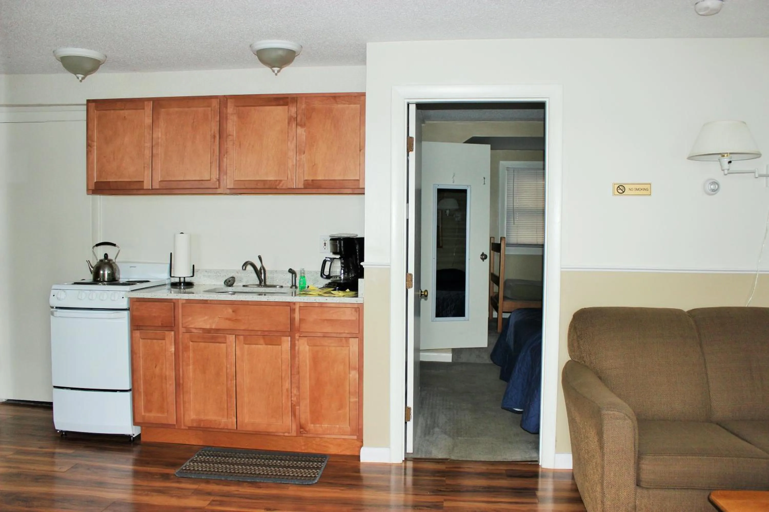 kitchen in Windrifter Resort
