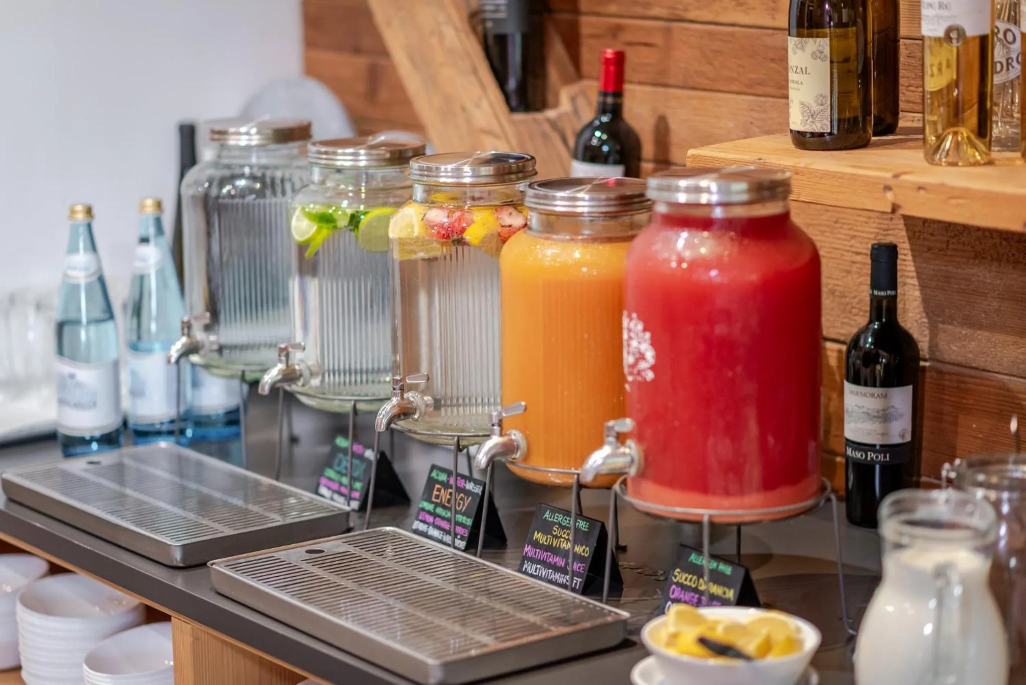 Buffet breakfast in Hotel Alpine Mugon