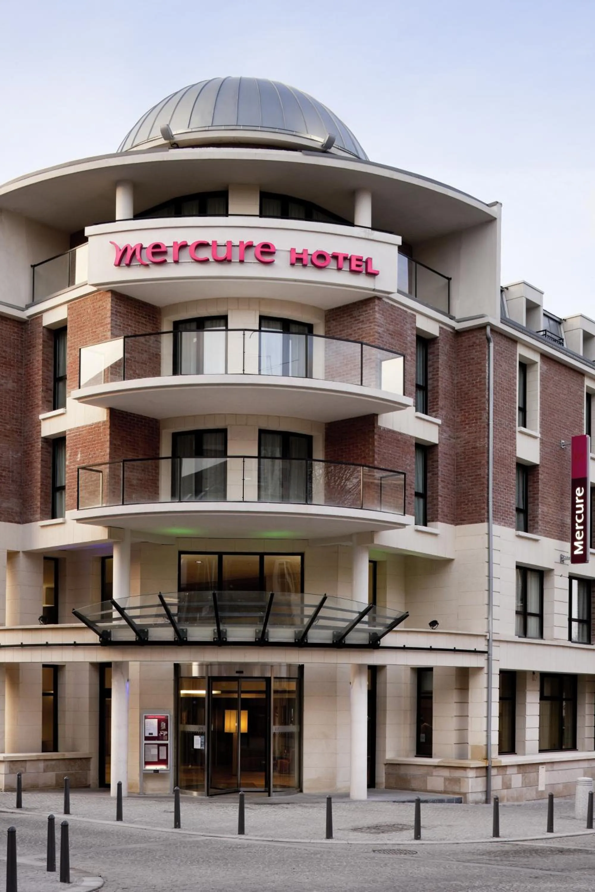 Property building in Mercure Amiens Cathédrale